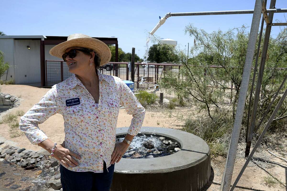Colonel Kim Olson (USAF Ret.) visited the Sibley Nature Center in Midland July 20, 2018, on a campaign stop during her Democratic run for Texas Agriculture Commissioner. Olson is a retired U.S. Air Force pilot with combat experience who now farms with her husband in North Texas. James Durbin/Reporter-Telegram