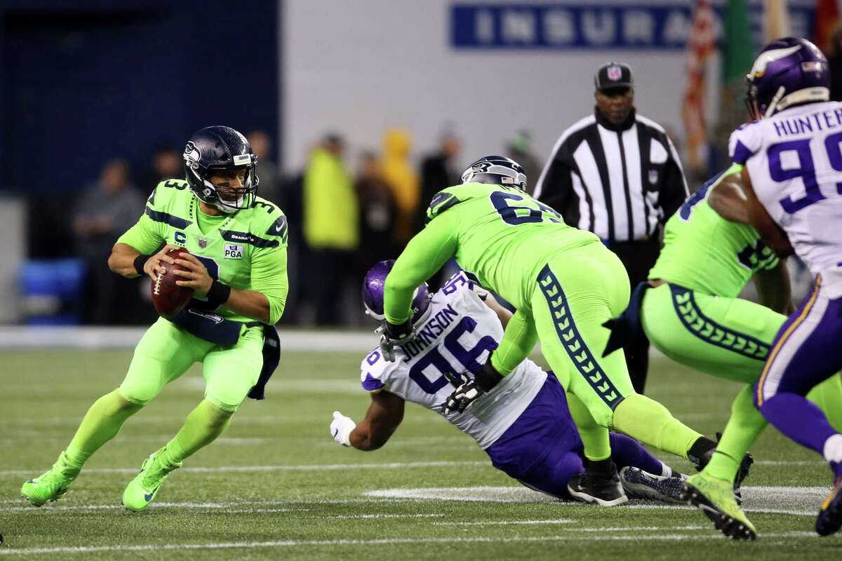 Seahawks' Wilson on Carson 'One of the greatest athletes I've ever