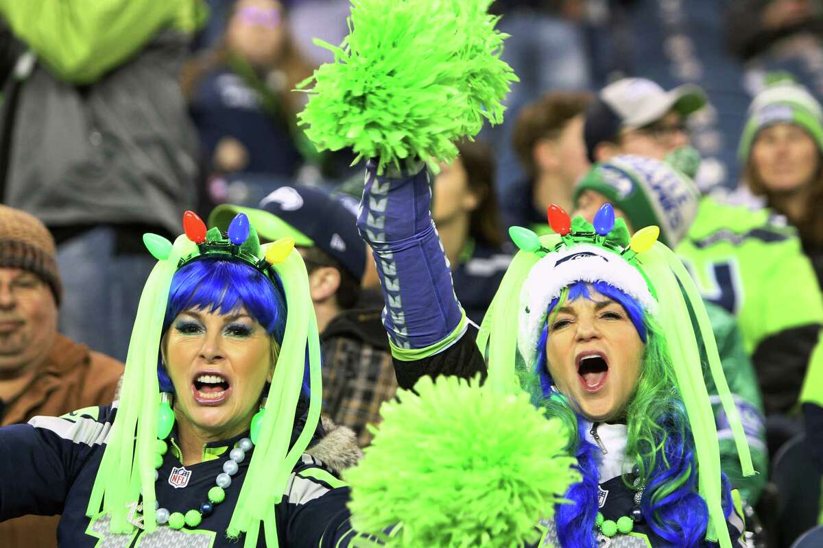 WHAT’S THE TRAINING CAMP SCHEDULE?  The Seahawks’ 2019 season will get going with training camp beginning late Thursday morning. It lasts more than five weeks, up through the team’s final preseason game. Over the next month, Seattle will have practices open to the public on the following dates: - July 25-26, 28-30  - August 1-3, 5-6, 12, 15