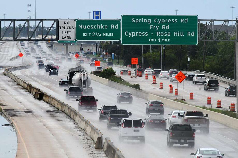 More lanes opening along U.S. 290, as construction nears close