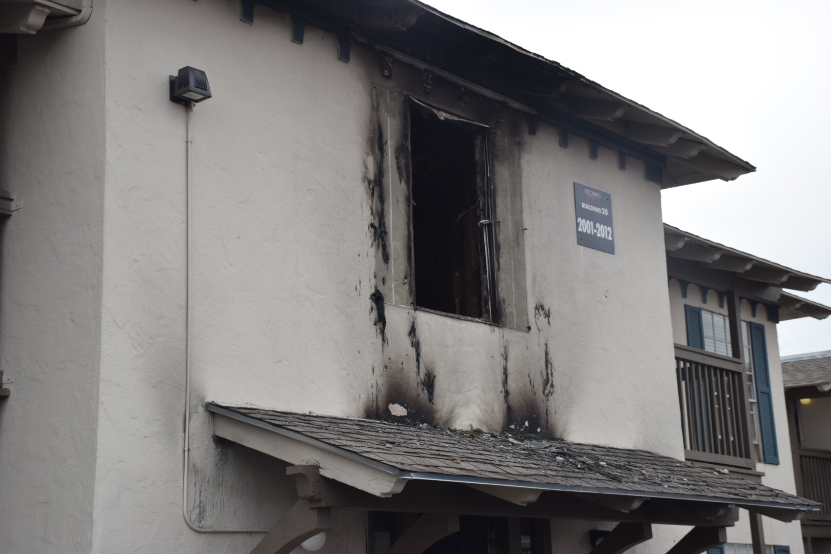 Arson investigators looking into North Side apartment fire