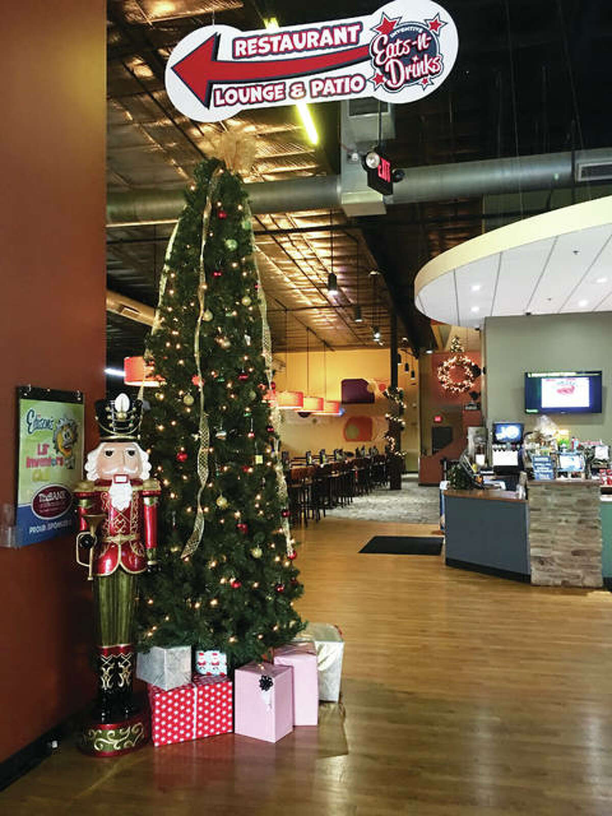 Edison’s Entertainment Complex ‘Breakfast with Santa‘ for kids from 1 to 92