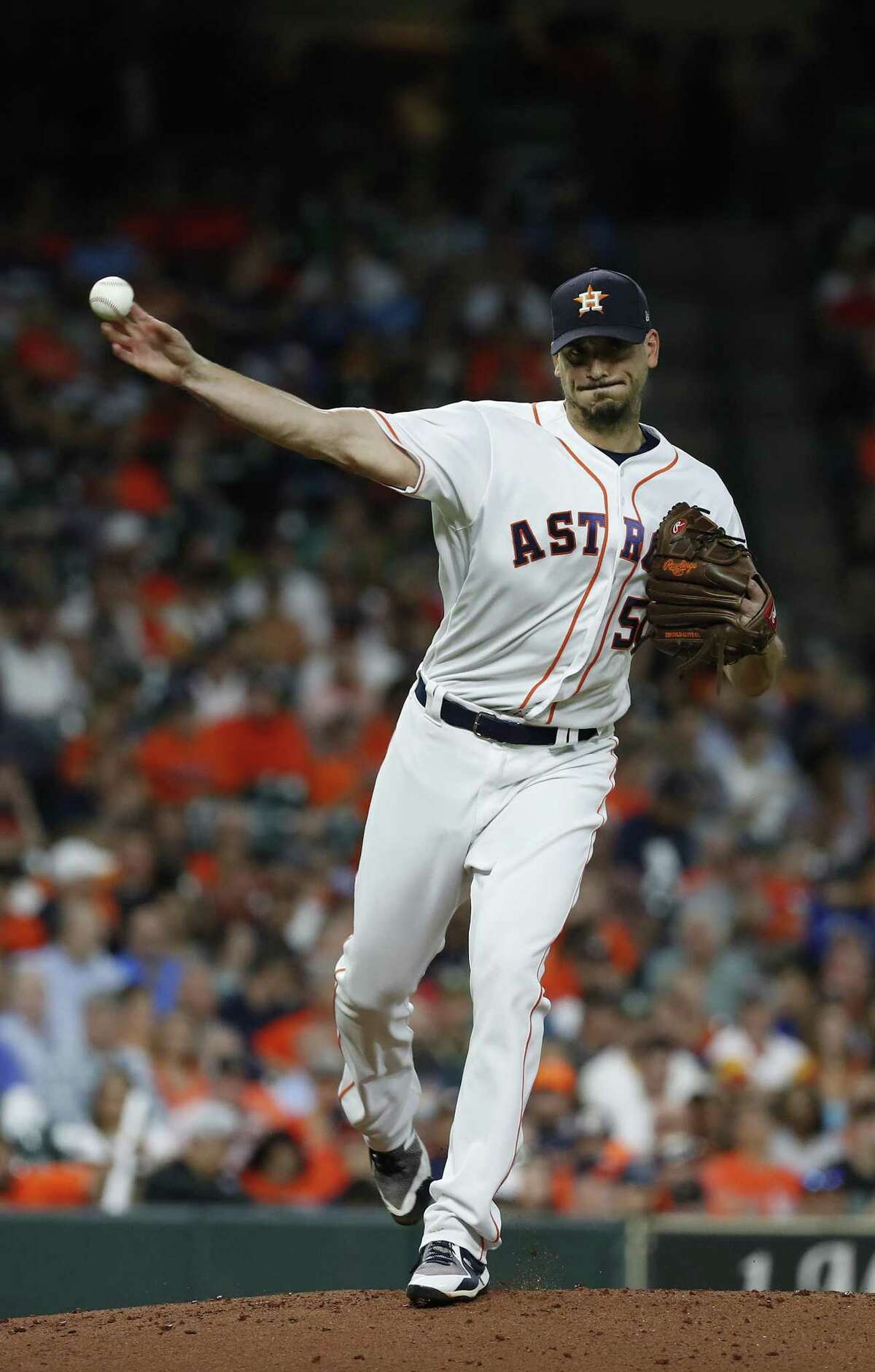 Righthanded starting pitcher Charlie Morton takes his considerable repertoire and reputation for being a good teammate to the Tampa Bay Rays.