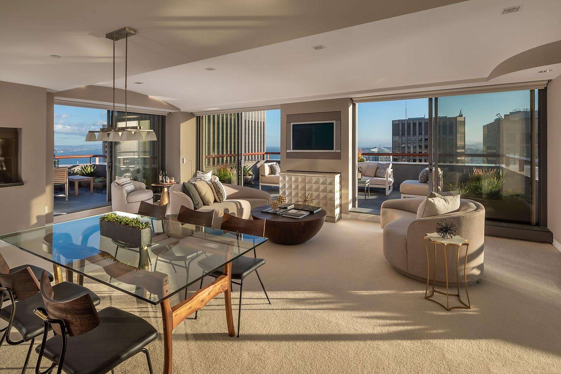 Financial District Highly Recommended Penthouse preview