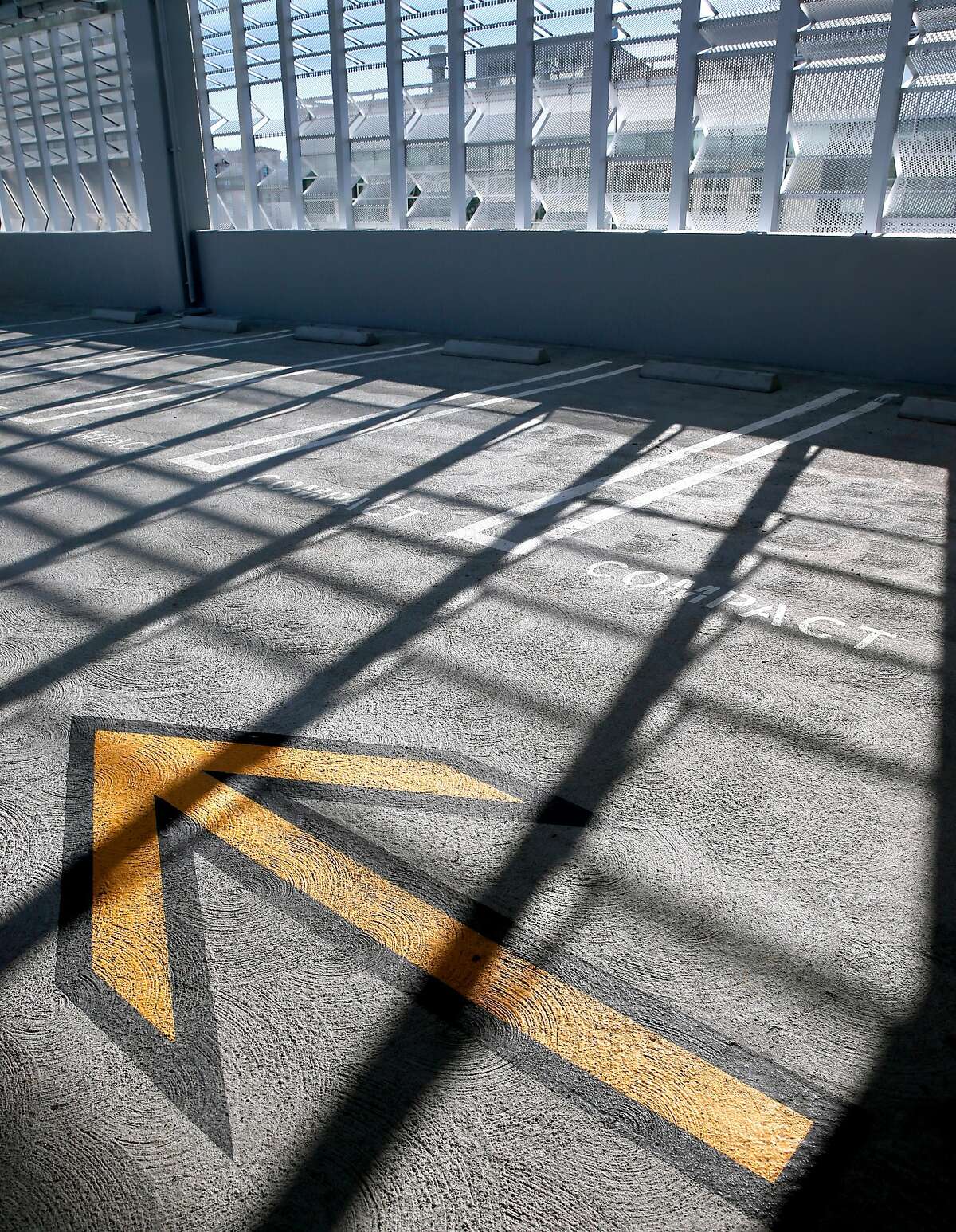 A Berkeley parking garage that even carhaters can love