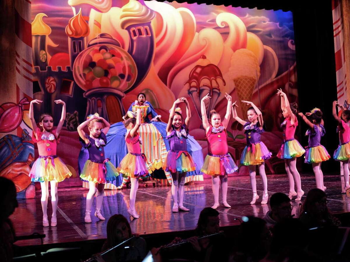 San Antonio Youth Ballet performance of holiday Nutcracker benefits
