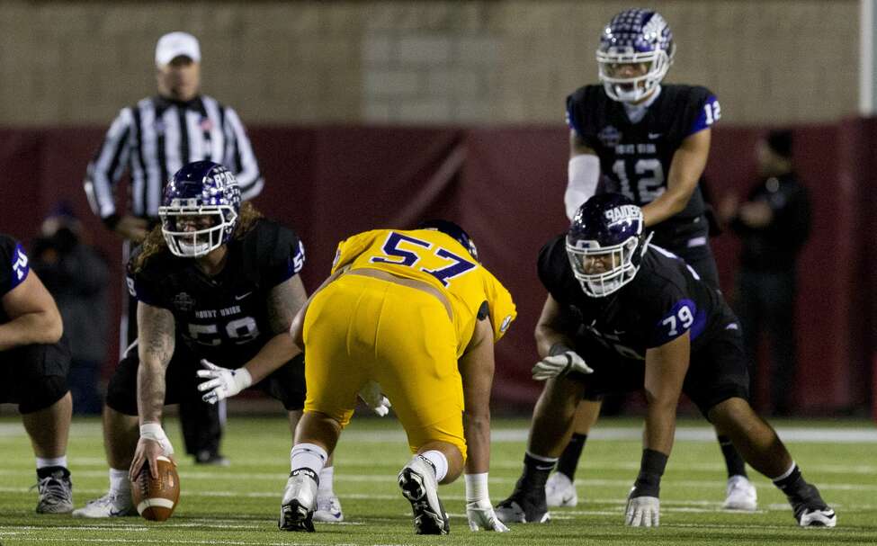 Mary Hardin Baylor Upsets Mount Union For Division Iii Championship