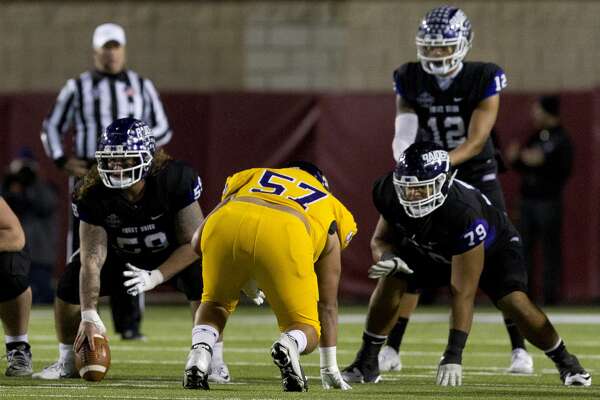 Mary Hardin Baylor Upsets Mount Union For Division Iii