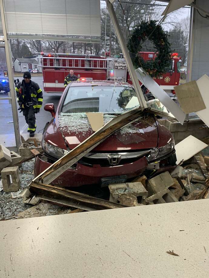 Car crashes into Norwalk cleaners Connecticut Post