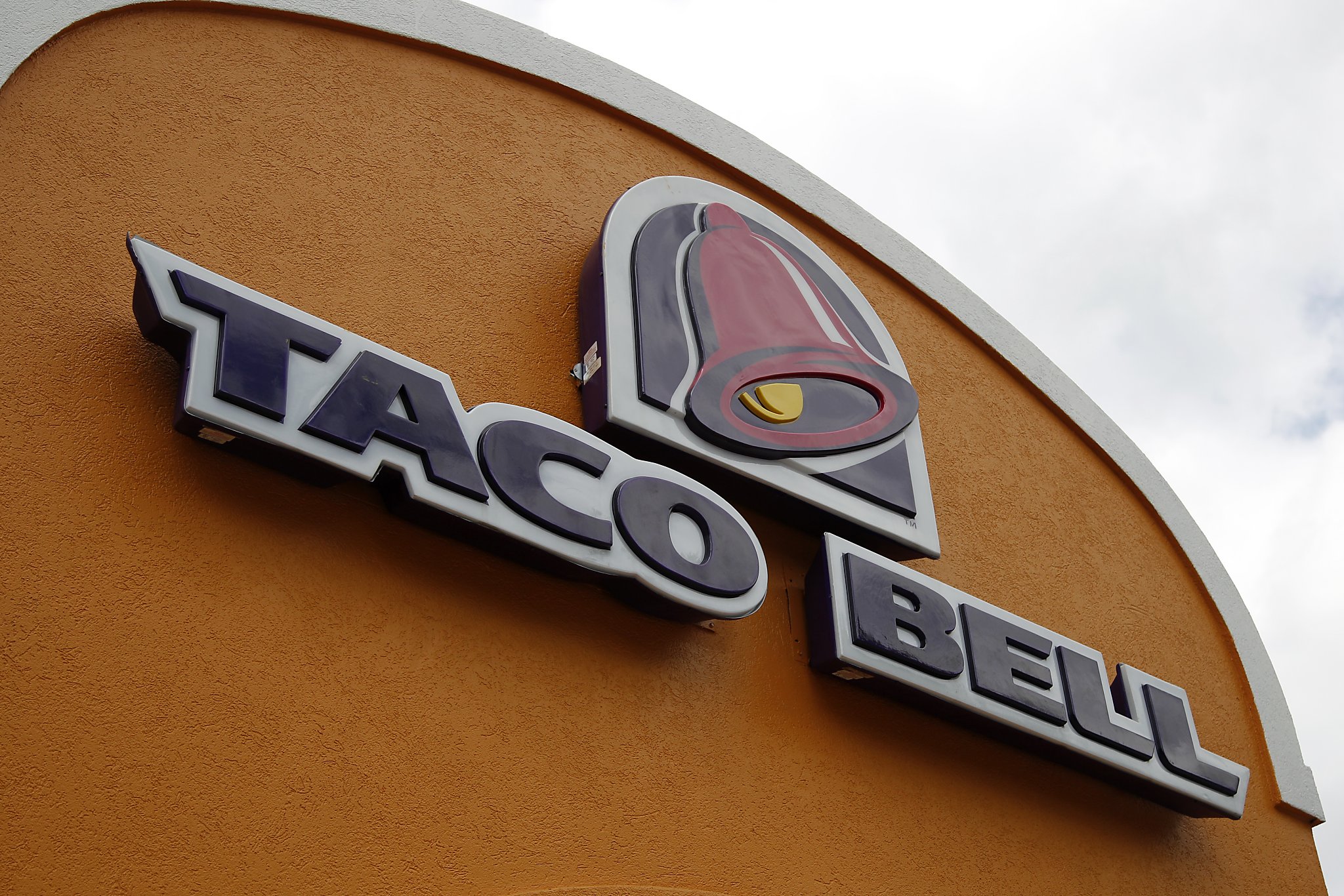 Taco Bell Embroiled In Lawsuit Alleging Sex Act At Holiday Party