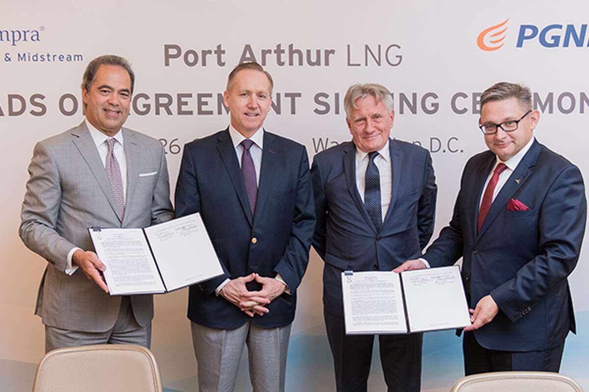 Sempra Energy-owned Port Arthur LNG has signed a 20-year supply deal with Poland's state-owned natural gas company.