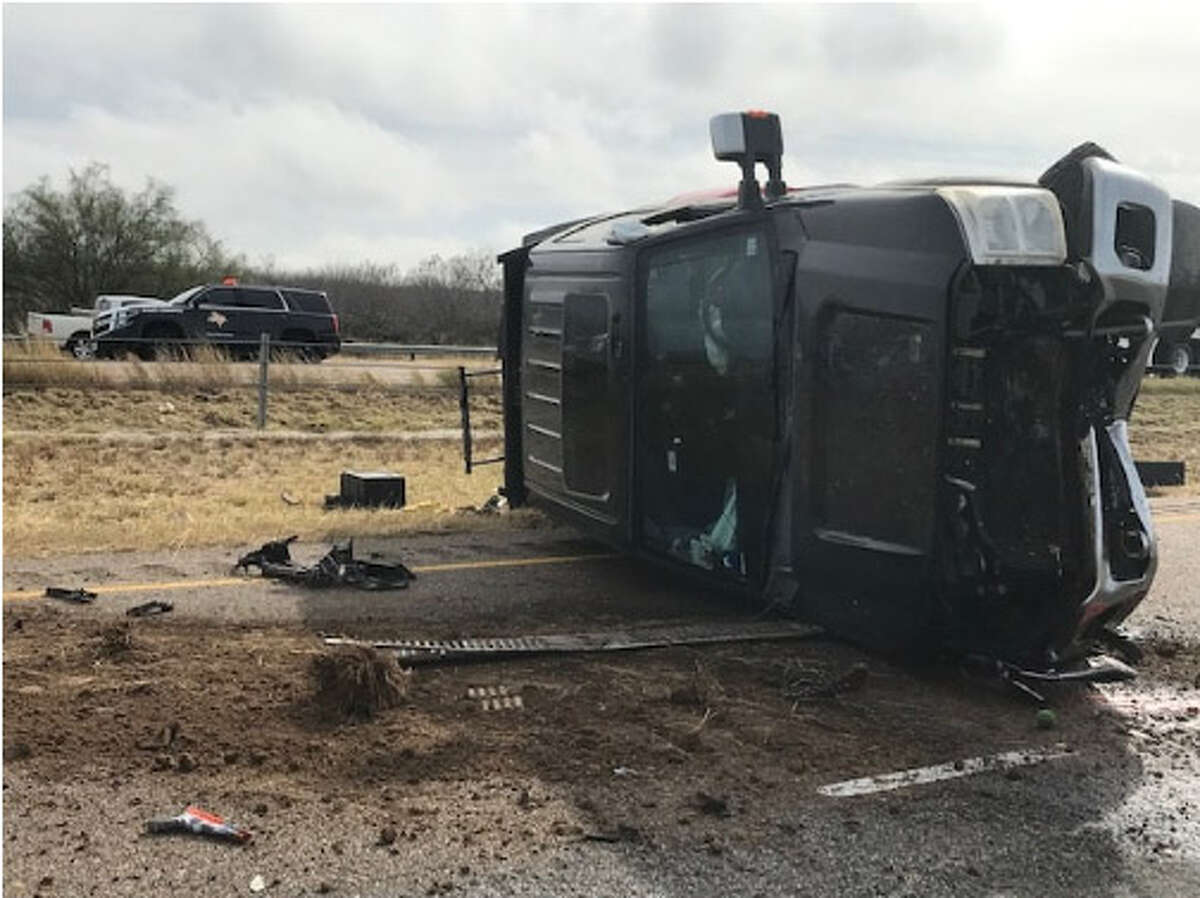 DPS 2 dead, 2 injured in separate crashes in Webb County