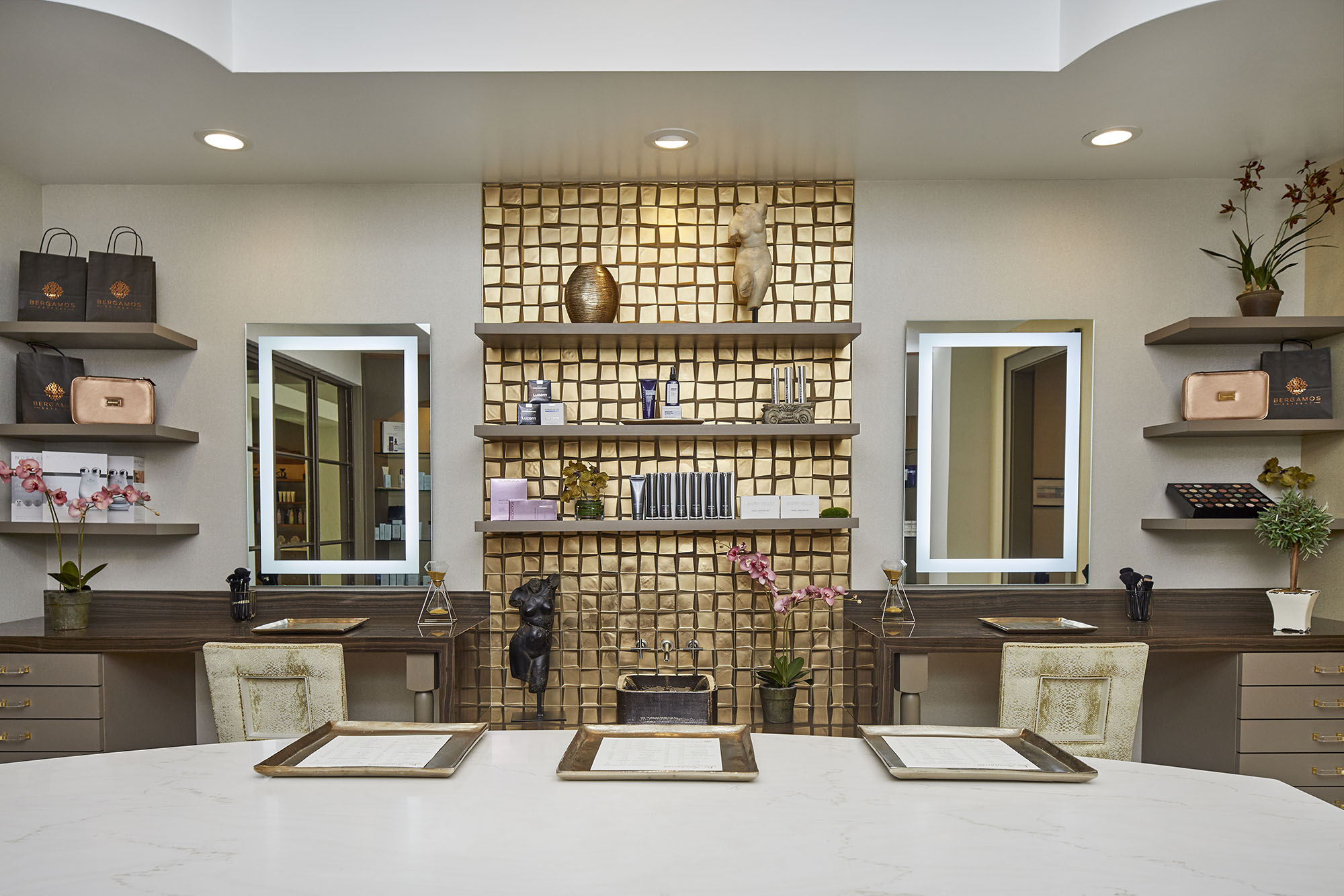 Mary Kay S Great Granddaughter Opens Grand Spa In Friendswood