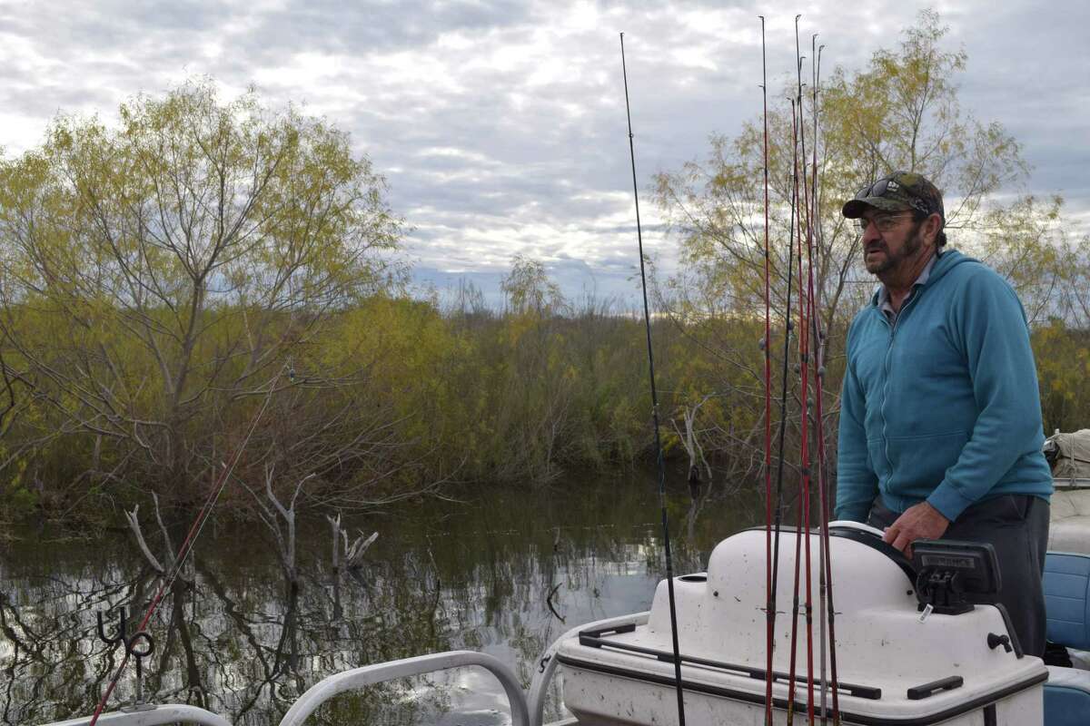 Cold water blues Choke Canyon rise has anglers changing catfish tactics