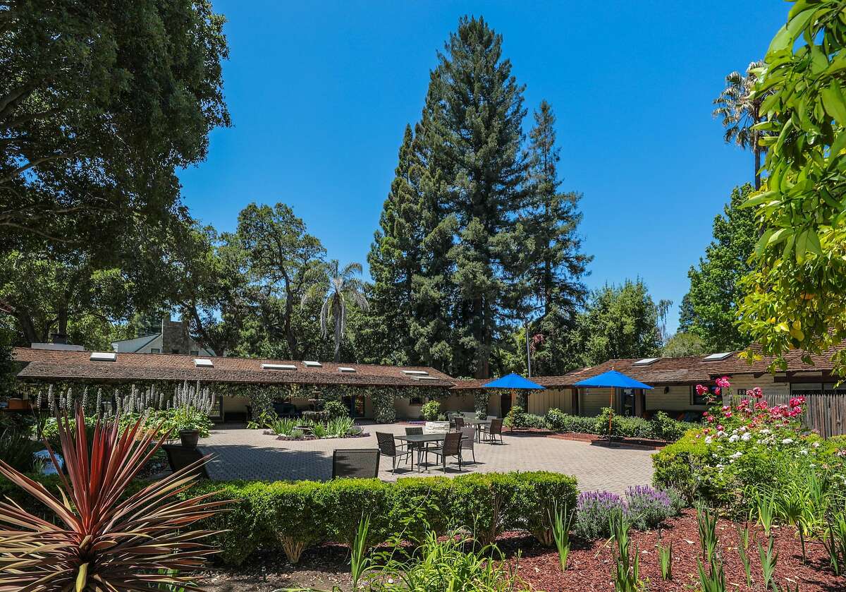 Hot Property Elegant California Mission in Menlo Park basks in sunlight