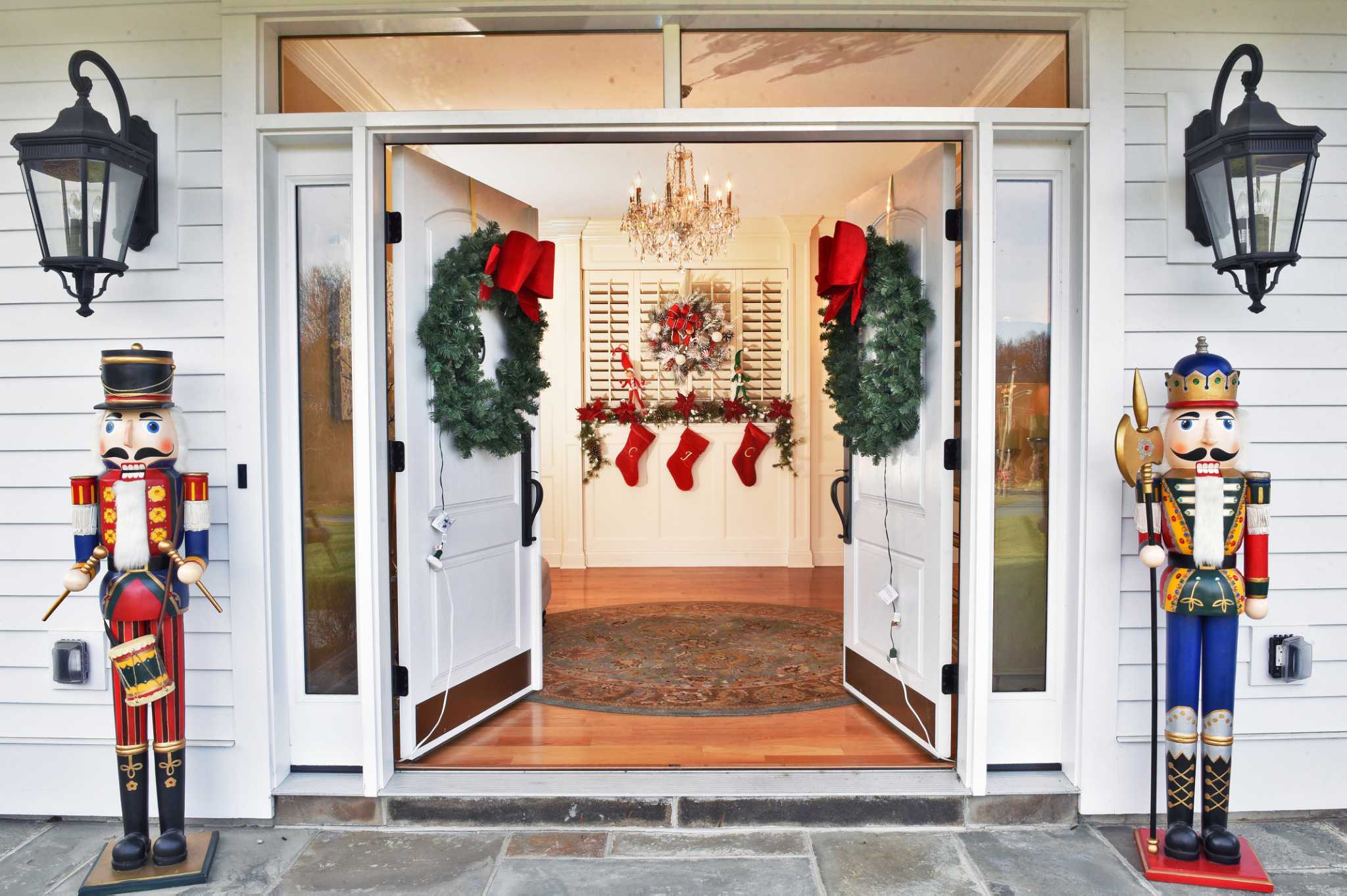 Homes for the holidays Seasonal decor