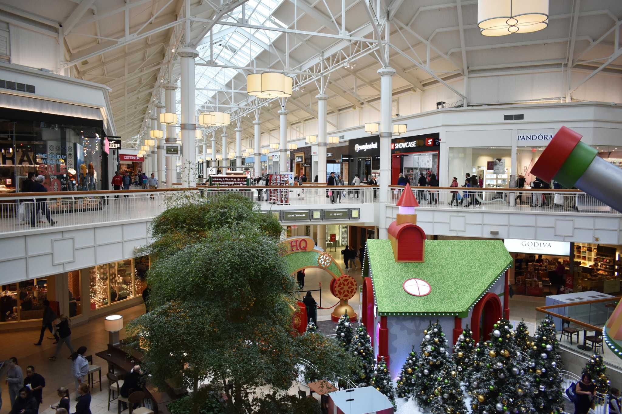 Christmas Eve Mall Hours 2021: Potomac Mills Mall