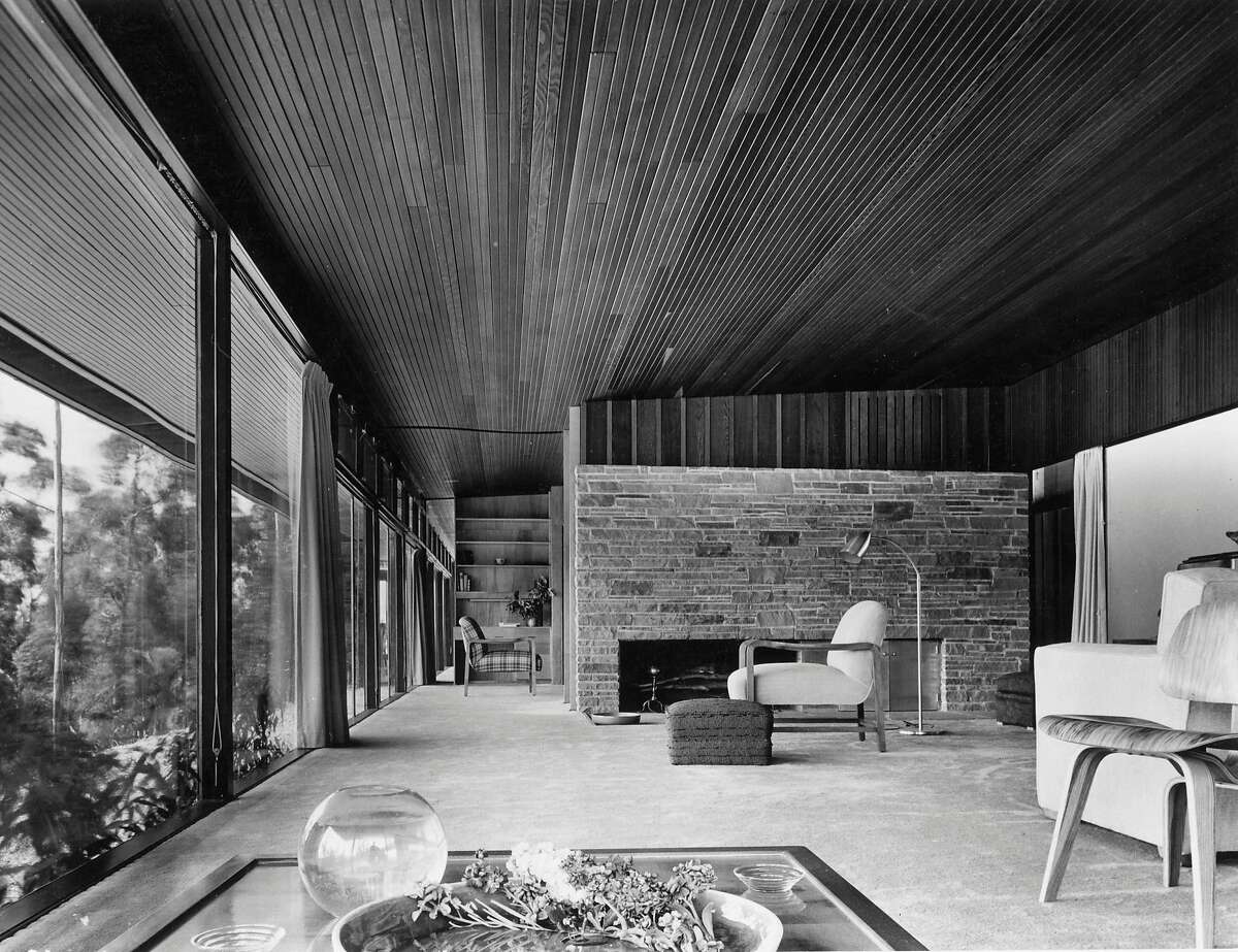 Richard Neutra's Atwell House in El Cerritor, as it looked shortly after construction in 1948