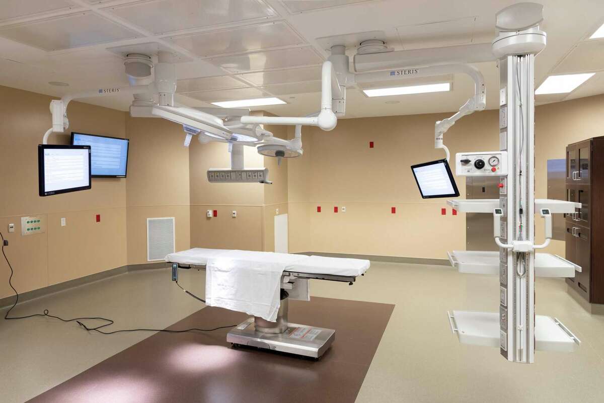 West Houston Medical Center completes 16 million surgical suite expansion