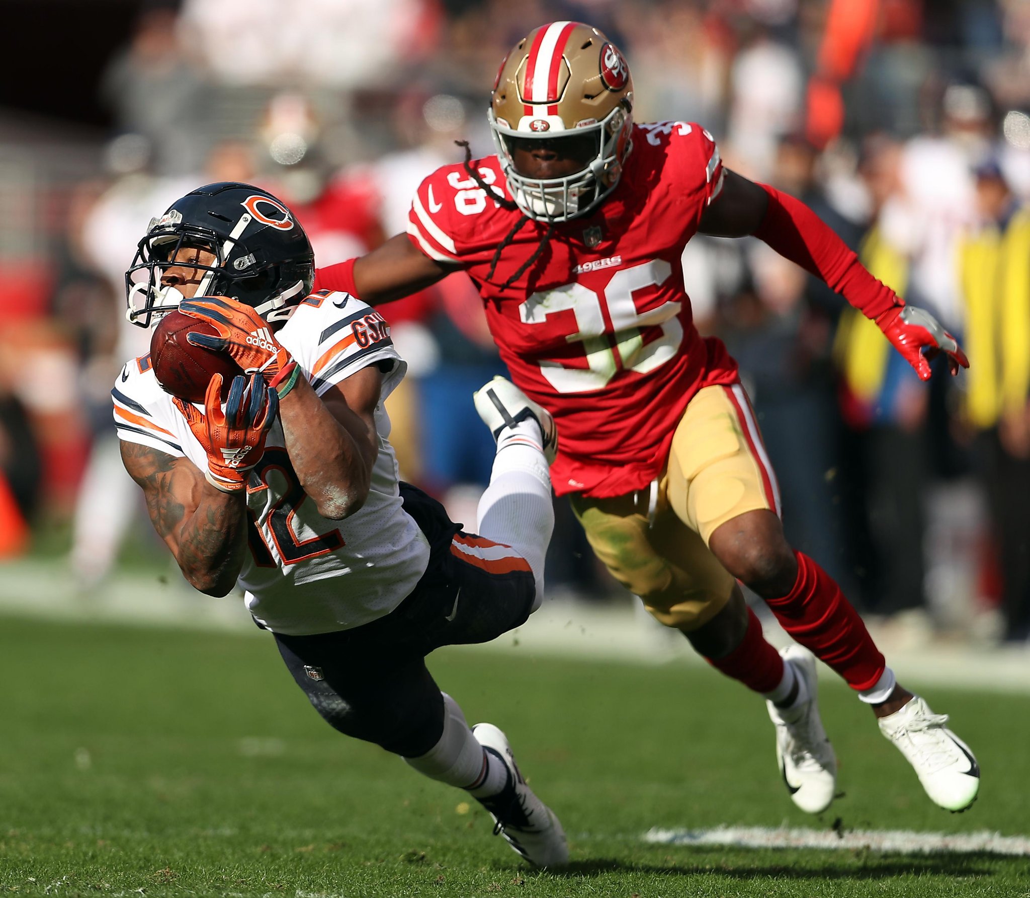 December 23, 2018: Members of the Chicago Bears scuffle with Members of San  Francisco 49ers during the NFL football game between the Chicago Bears and  the San Francisco 49ers at Levi's Stadium