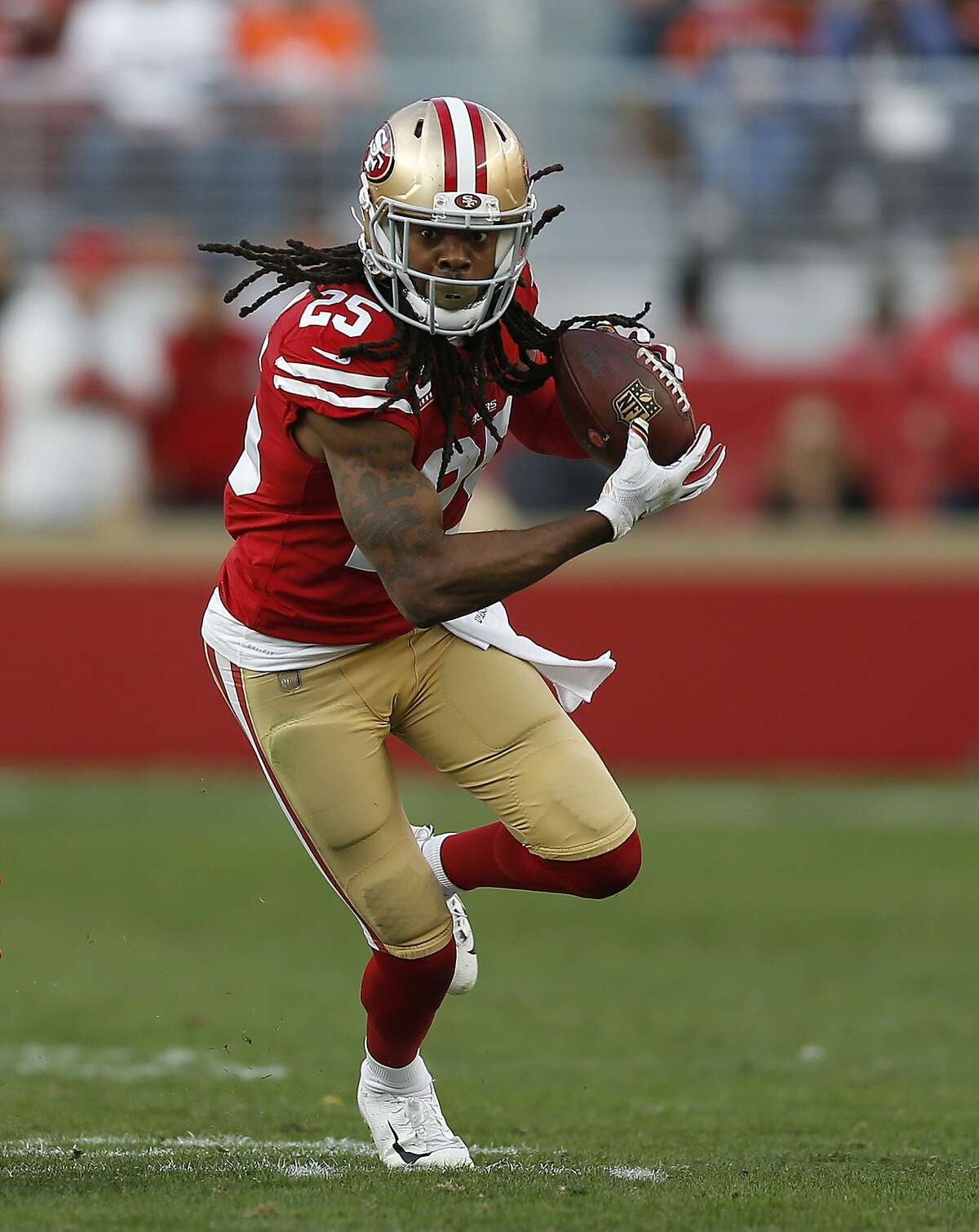 Setember 16, 2018: San Francisco 49ers defensive back Richard Sherman (25)  during the NFL football game between the Detroit Lions and the San  Francisco 49ers at Levi's Stadium in Santa Clara, CA.