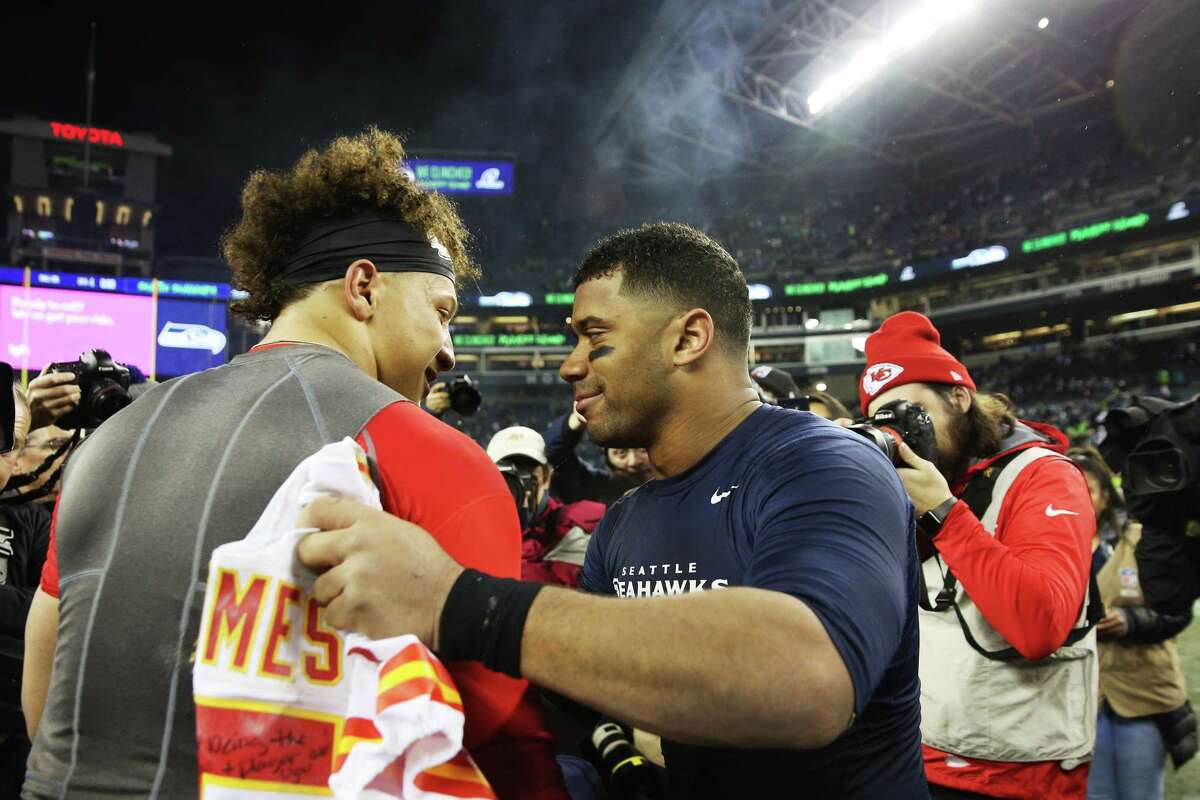 Patrick Mahomes Leapfrogs Seattle Seahawks Qb Russell Wilson To Become Nfls Highest Paid Player