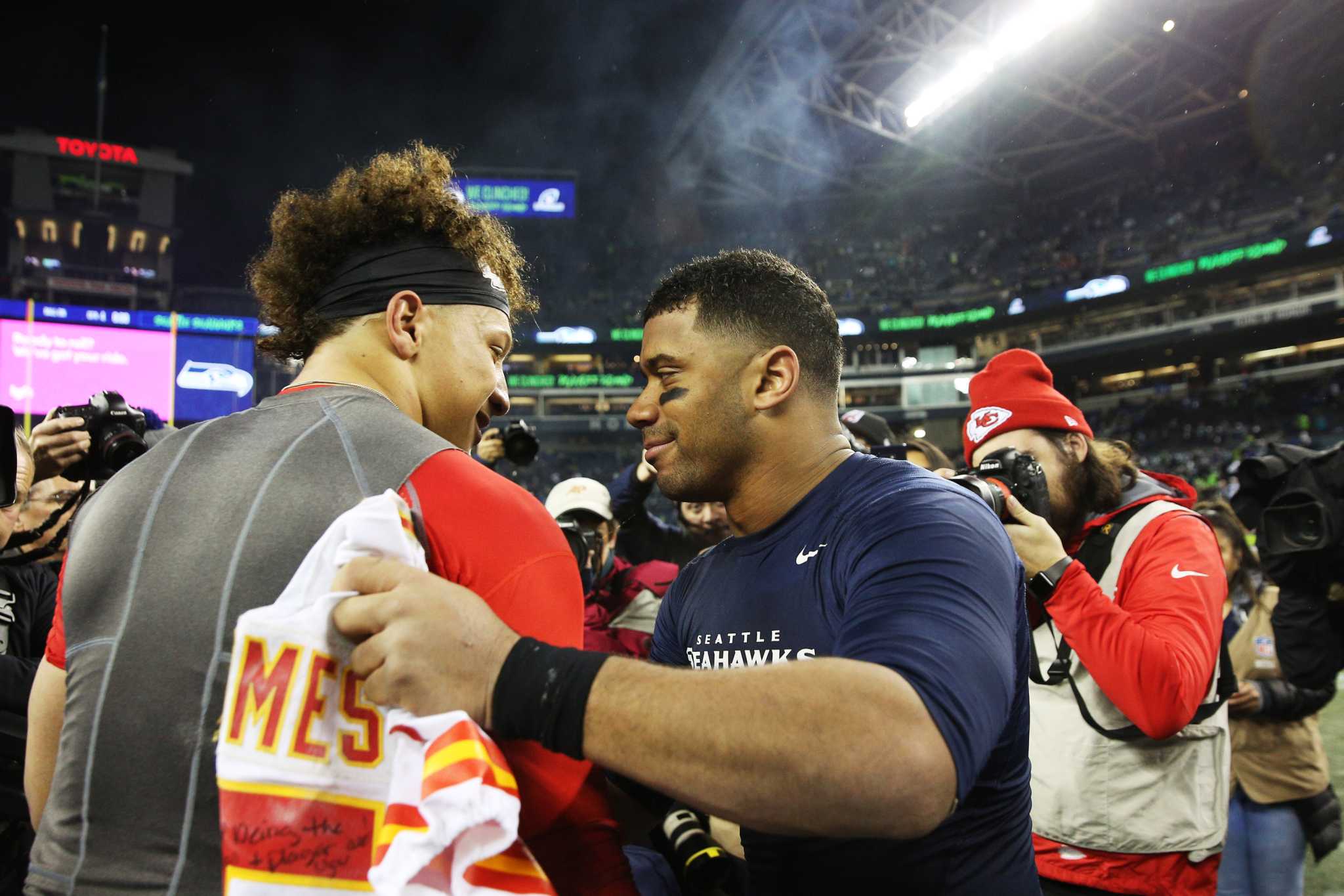 Patrick Mahomes leapfrogs Seattle Seahawks QB Russell Wilson to