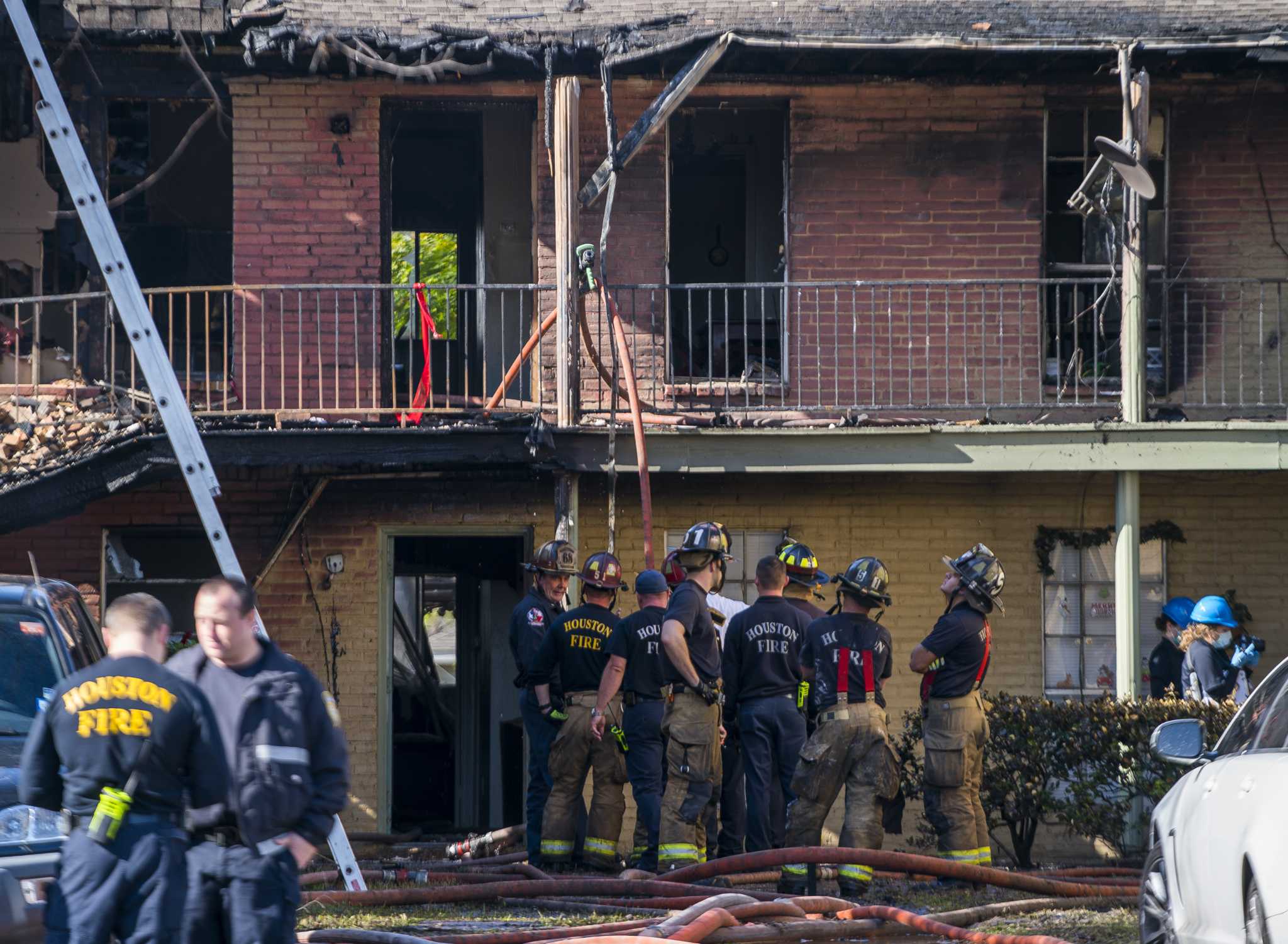 Cause of fatal Houston apartment fire still under investigation