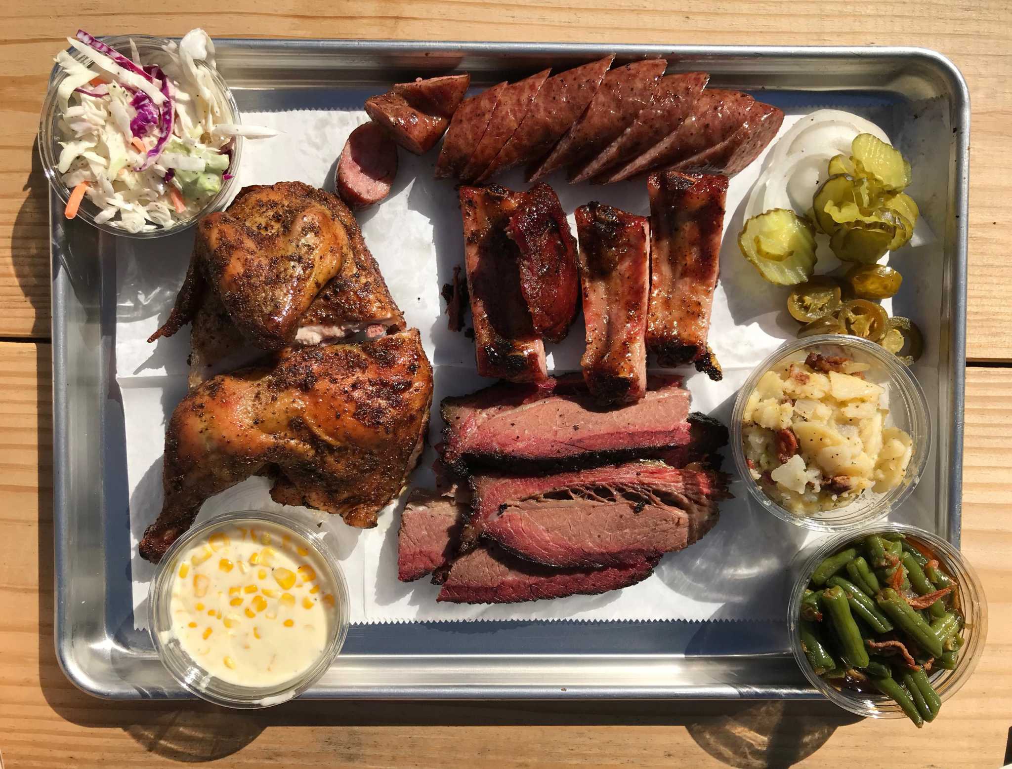 Review Smoke signals quality barbecue’s return to downtown San Antonio
