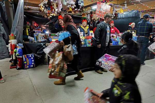 Capital Region Rescue Mission Feeds The Hungry On Christmas