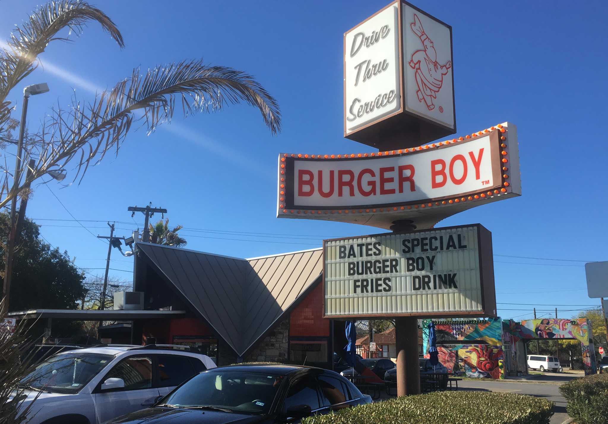 20 things to know about Burger Boy, a San Antonio burger icon