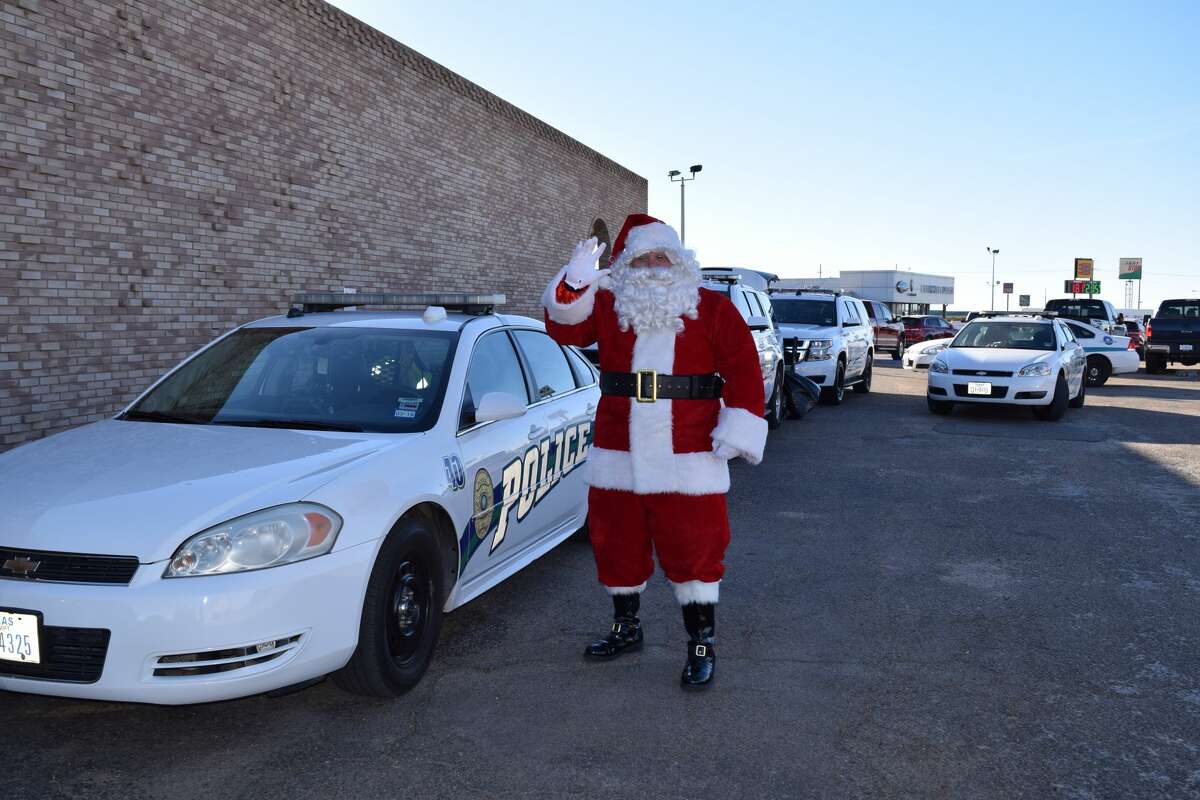 Plainview PD provides Christmas With Cops