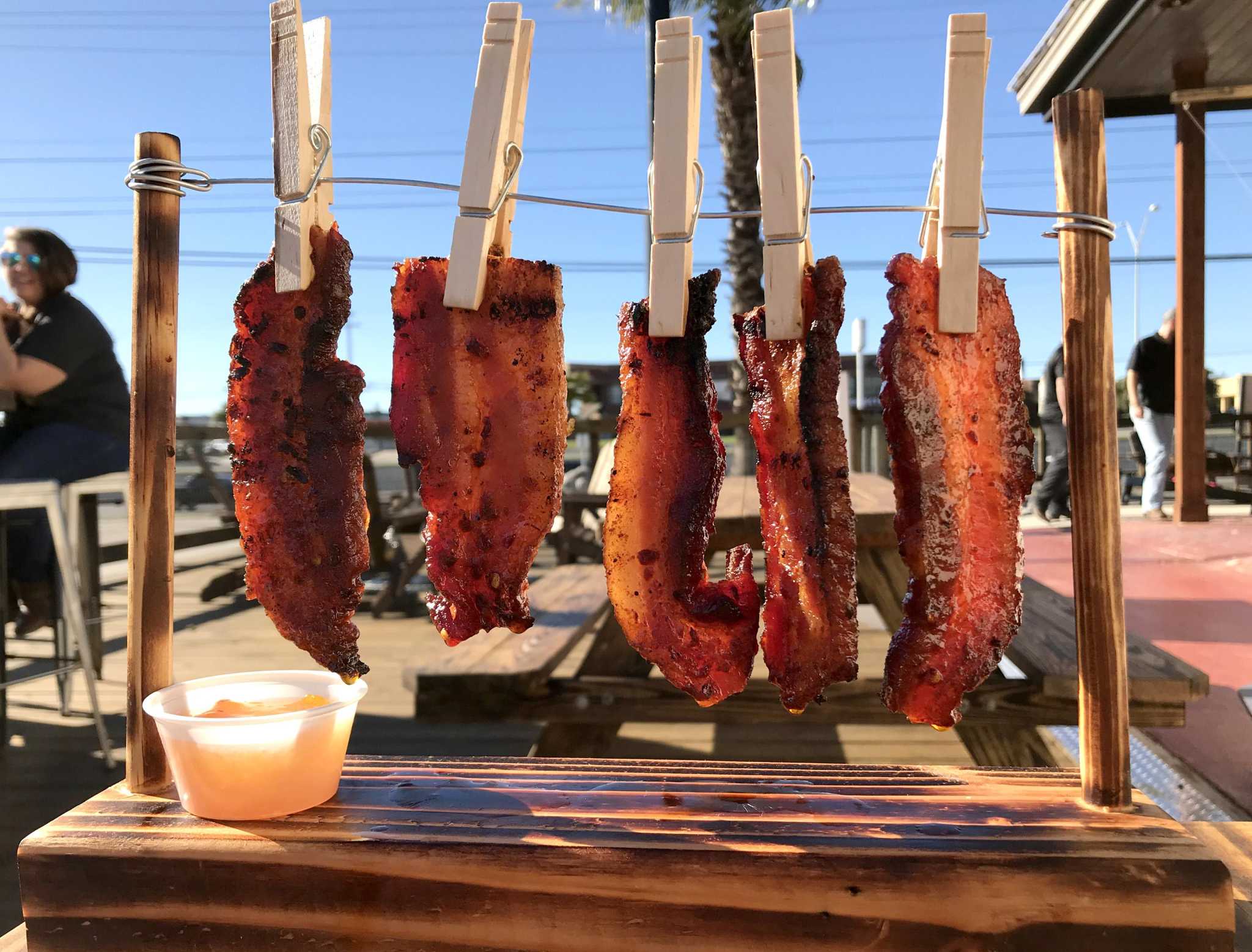 Review San Antonio's Lucy Cooper's Ice House North Side restaurant and