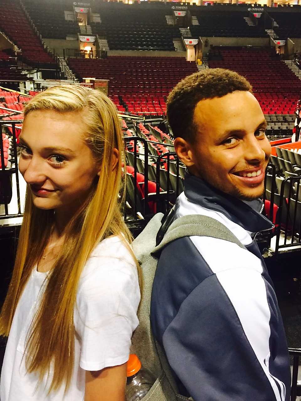 Warriors’ Stephen Curry like an older brother to elite Stanford recruit