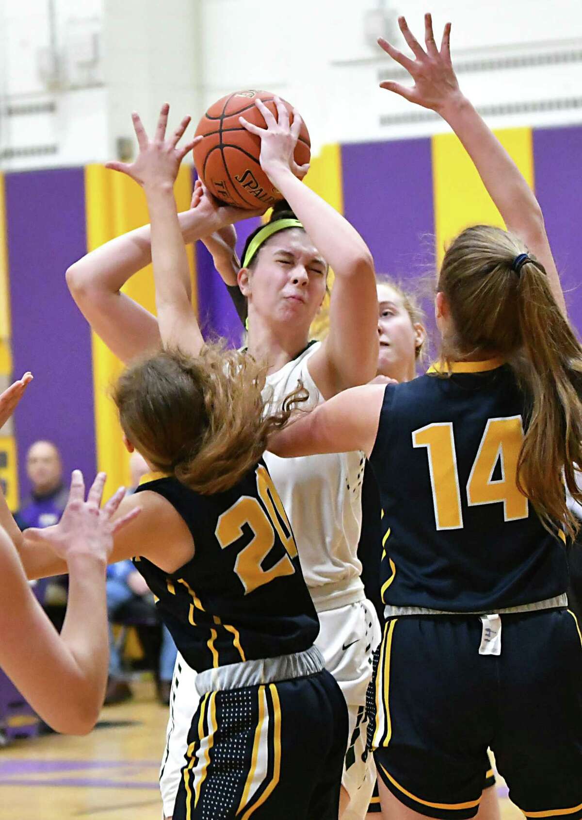 shenendehowa-girls-basketball-prevails-with-defense