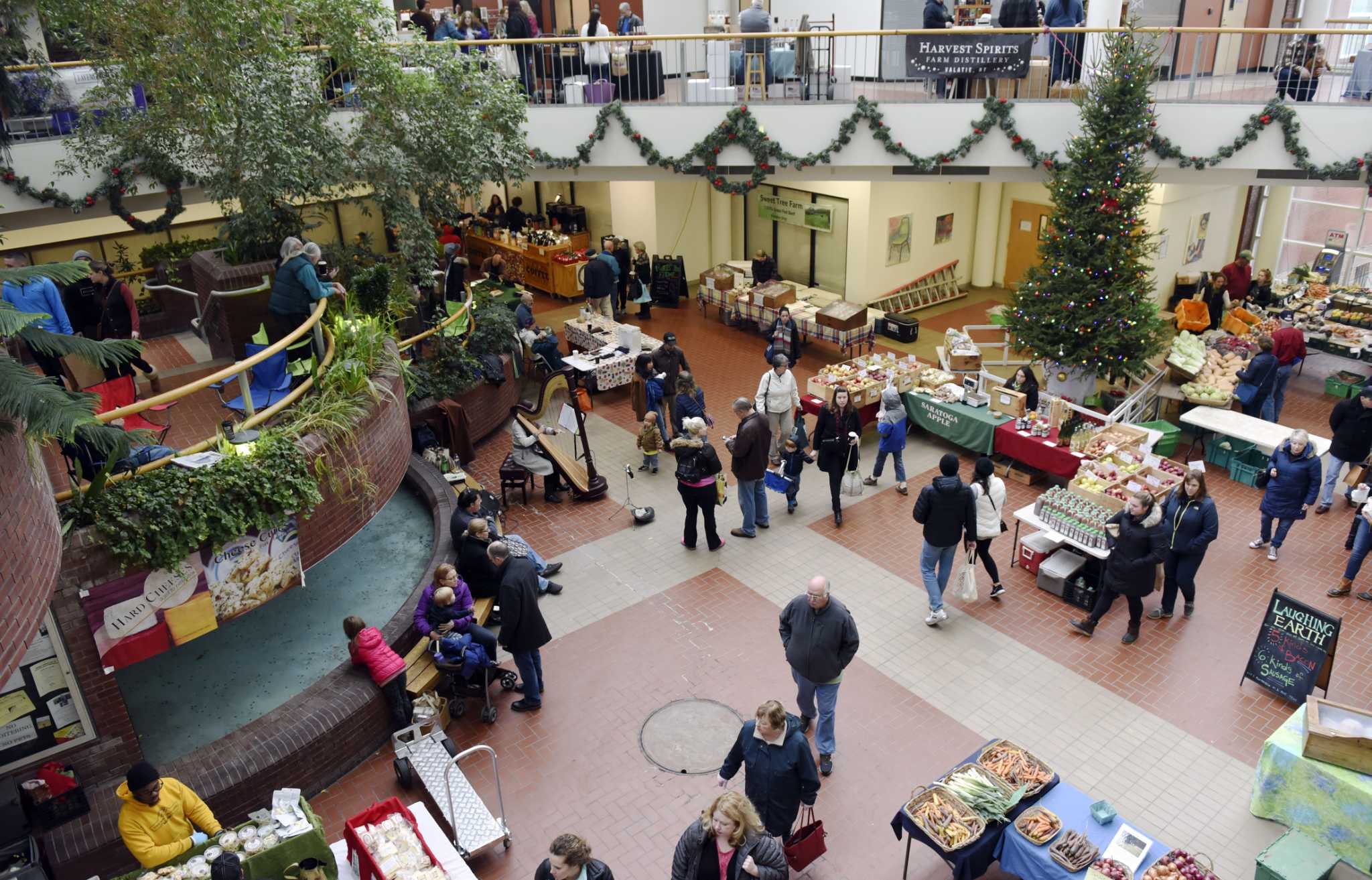 Troy Farmers Market opens for winter in new Lansingburgh location
