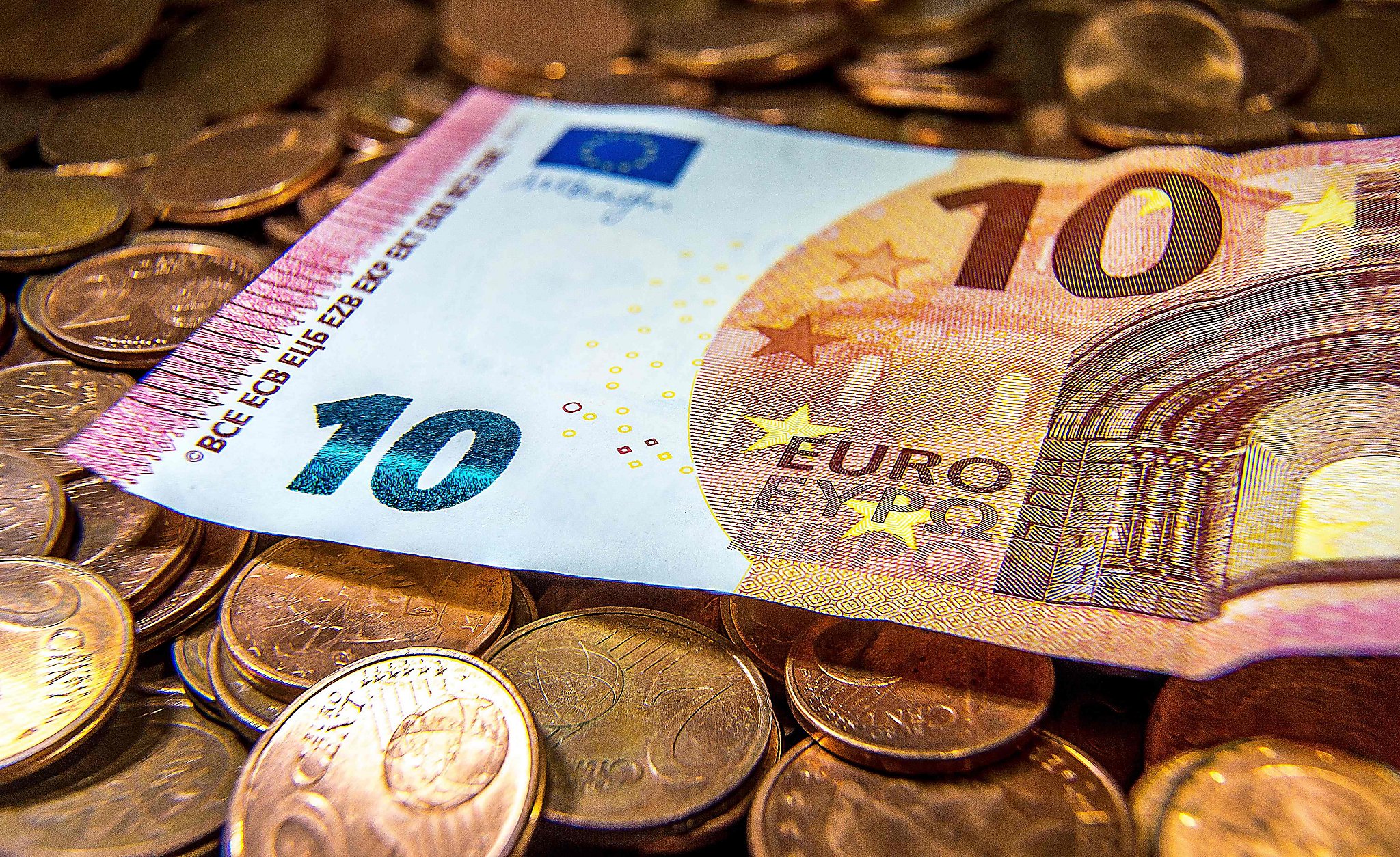 Euro Currency Remains A Work In Progress As It Turns 20