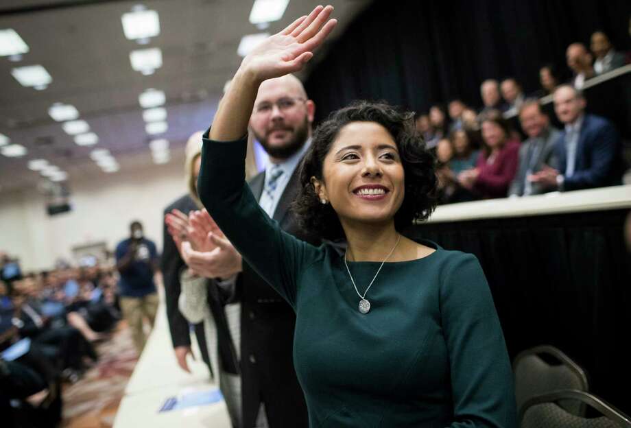 Lina Hidalgo sworn in as Harris County judge - Houston Chronicle