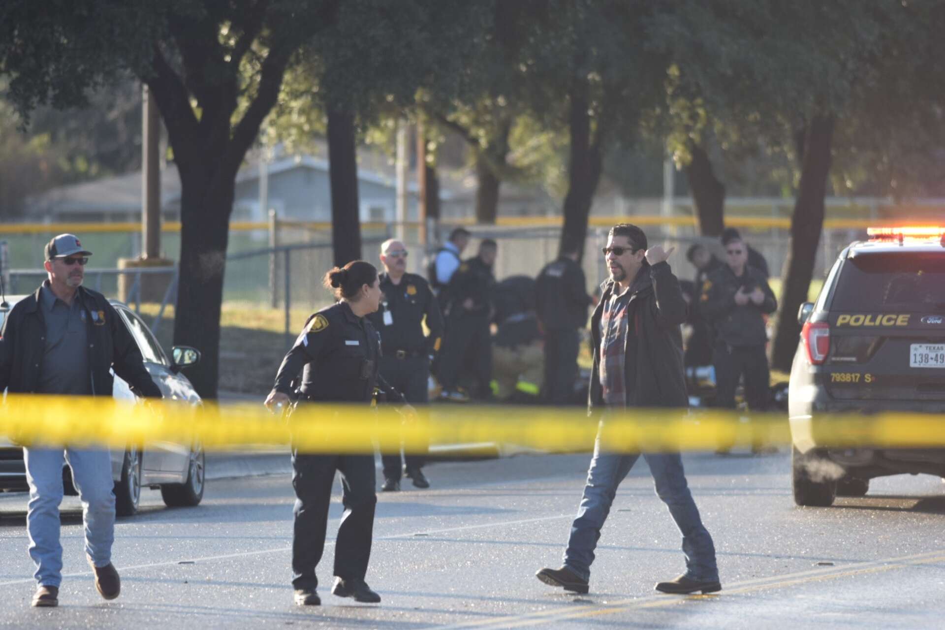 'Active shooter' who aimed at San Antonio police officers killed in ...