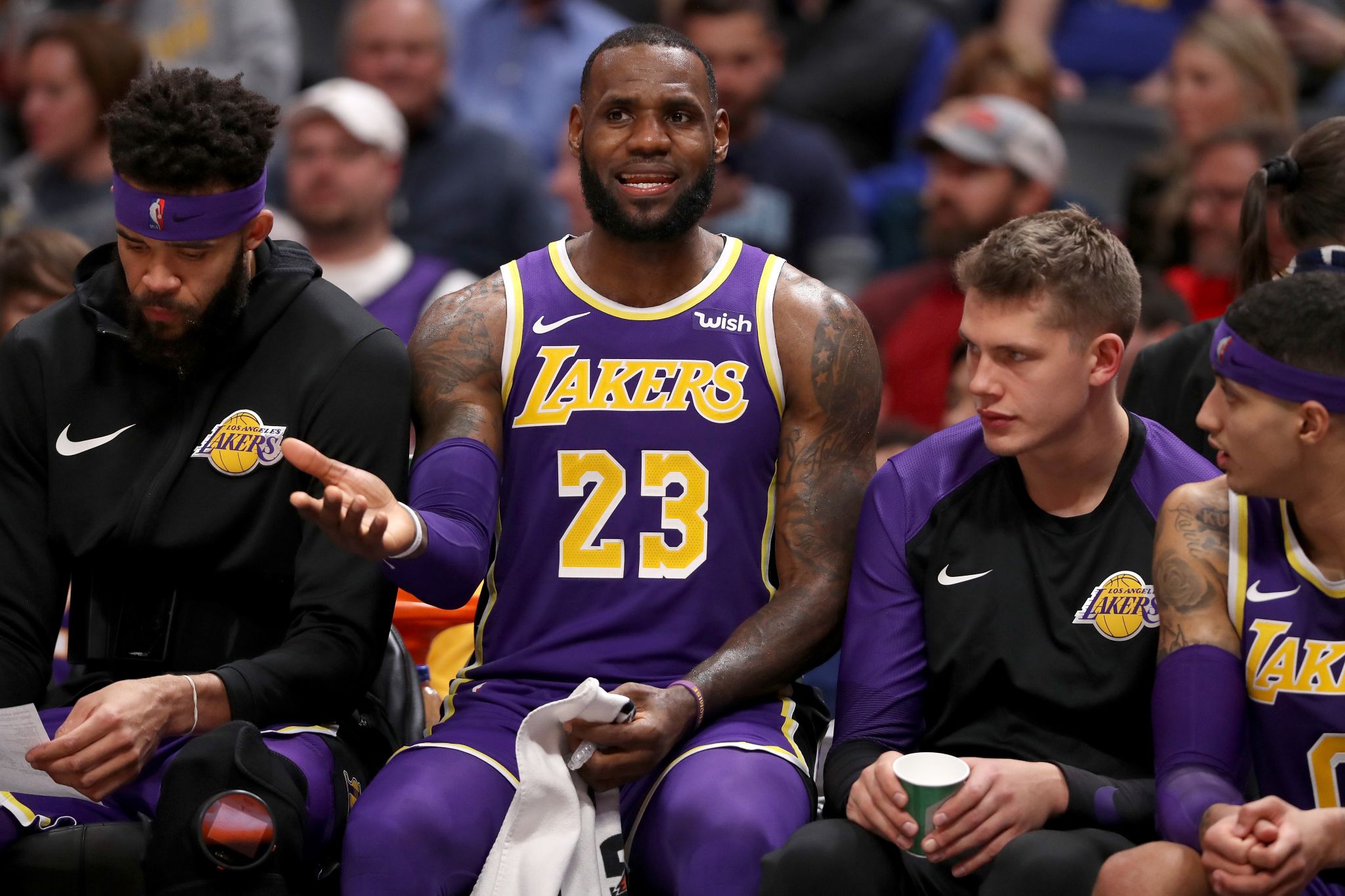 lebron james lakers injury