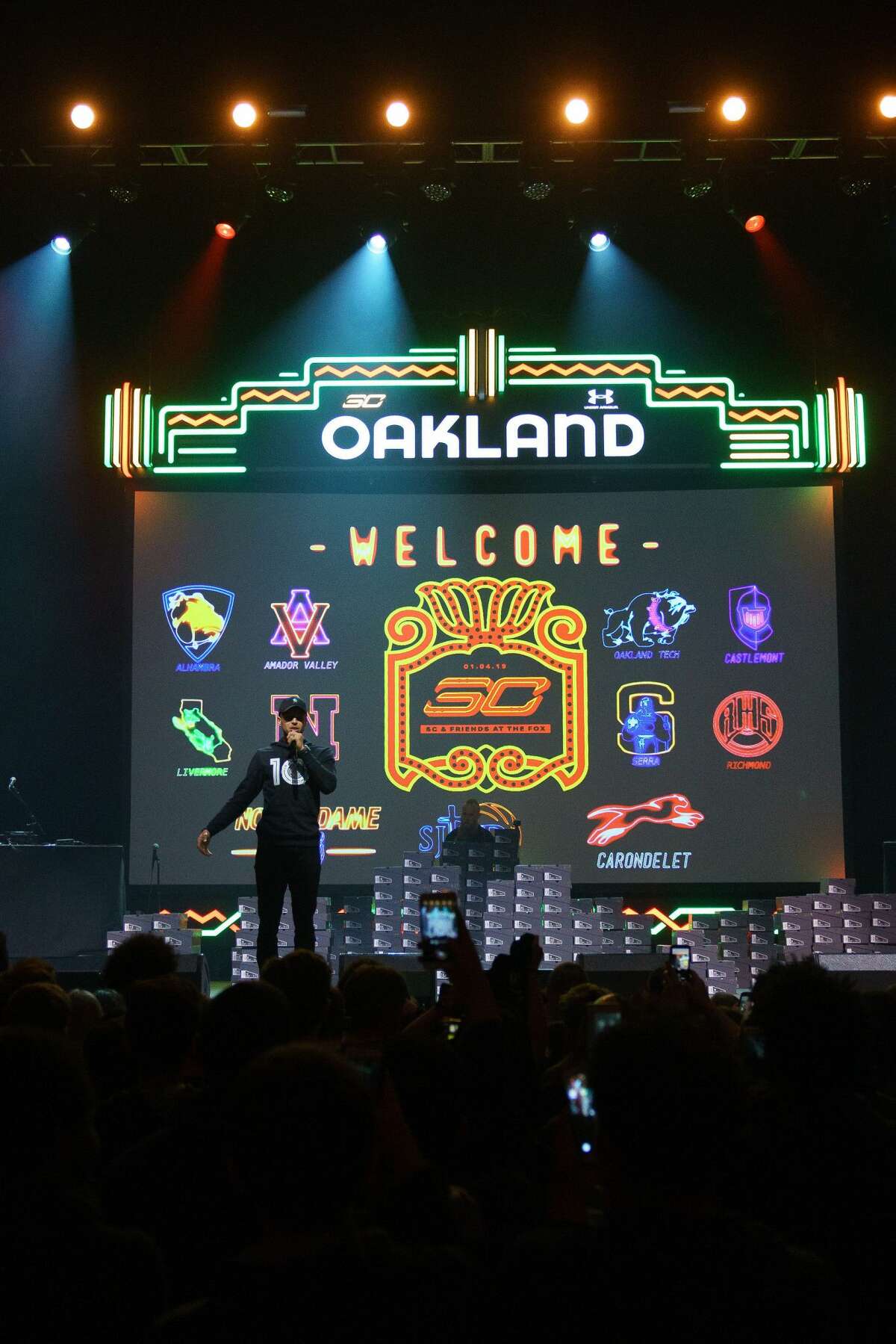 Steph Curry welcomes students from high schools from all over the Bay Area to the party he hosted at Fox Theater in Oakland on Friday, Jan. 4.