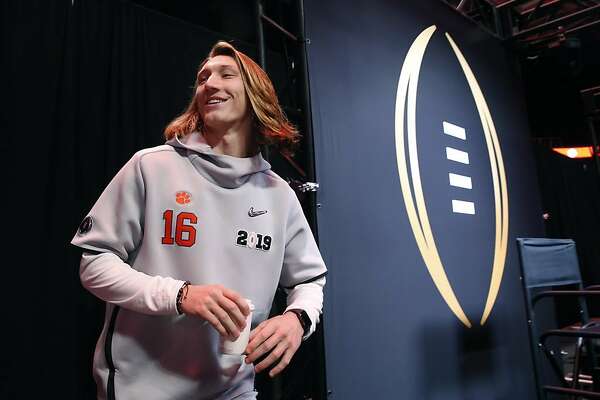 Clemsons Trevor Lawrence Once In A Generation Qb Shines