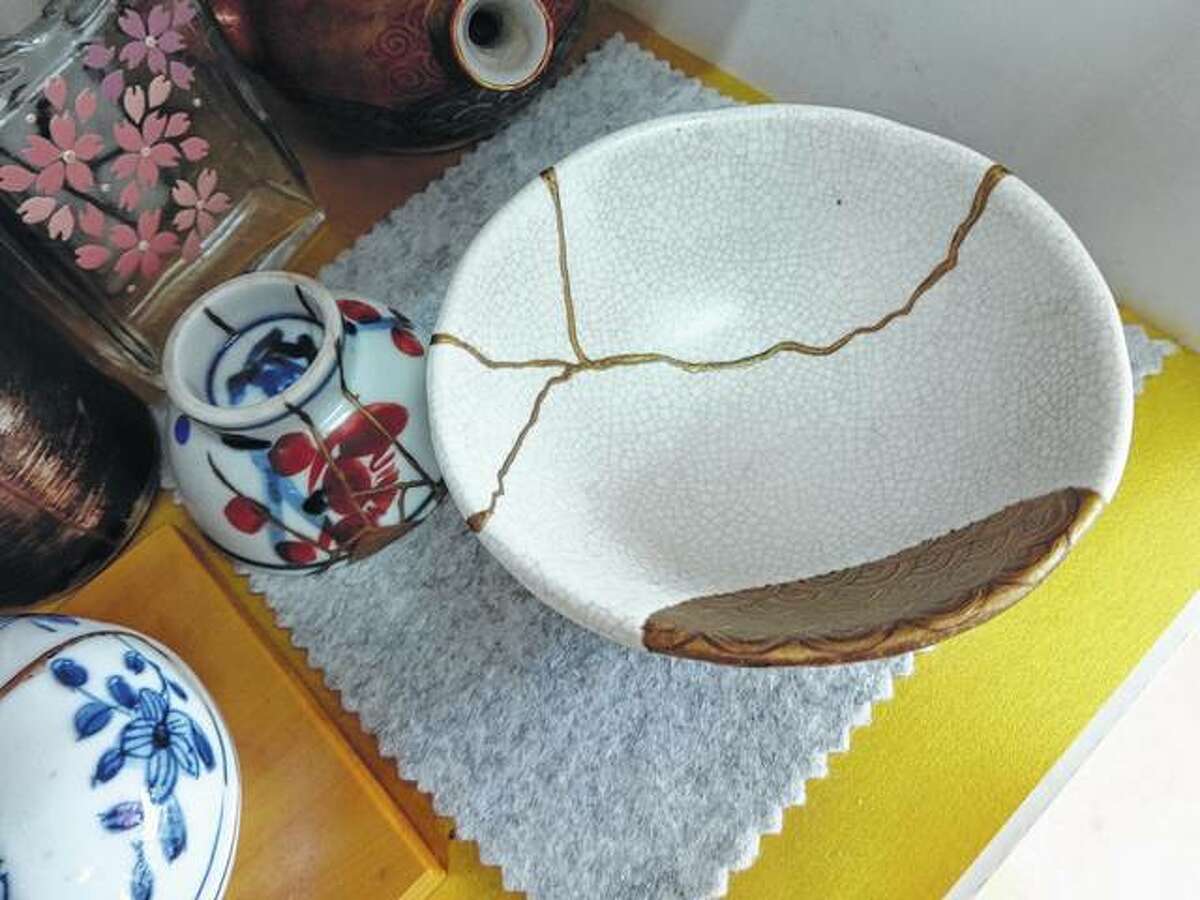 Kintsugi: Broken pottery becomes more beautiful, precious