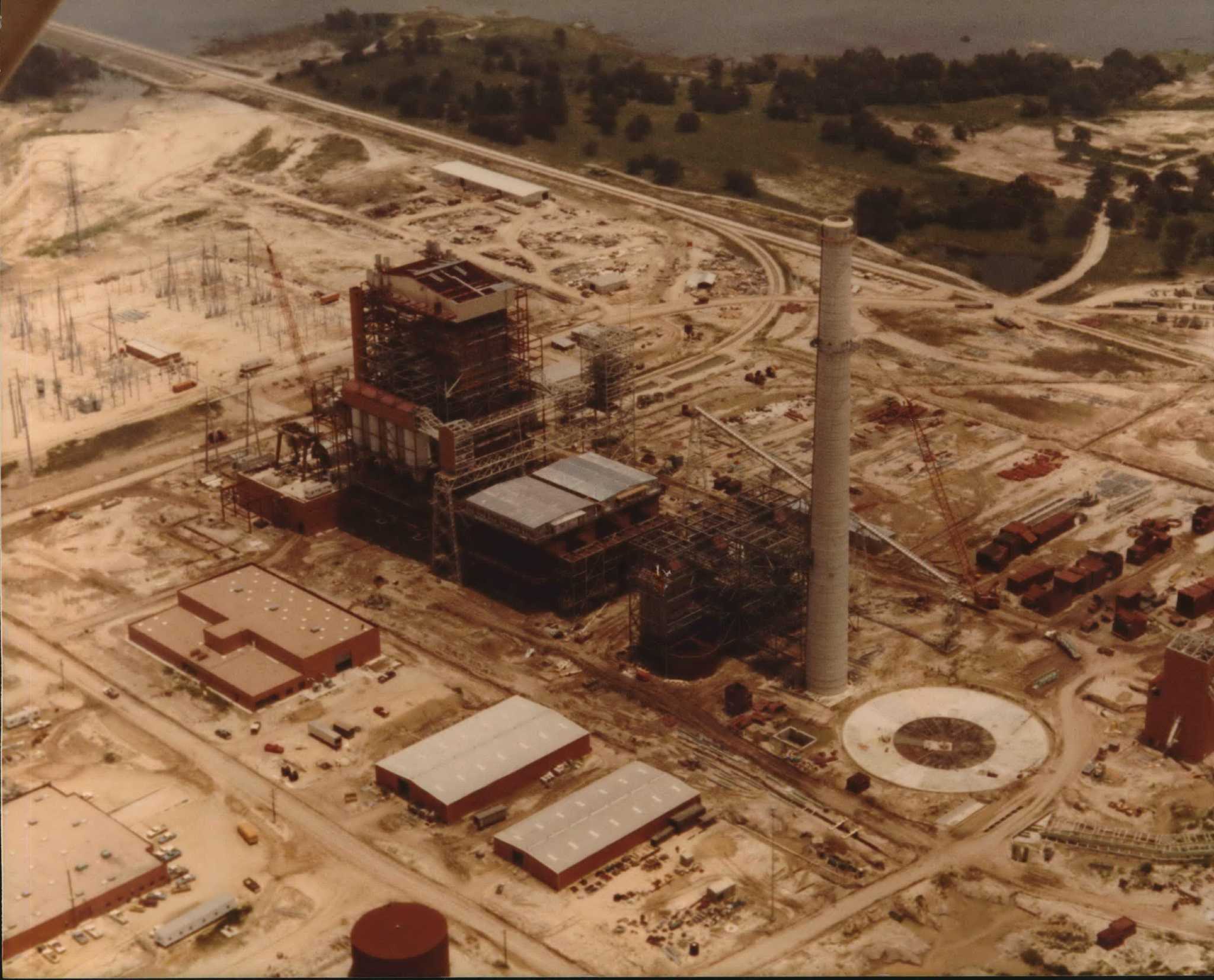 Closed Texas coal plant is restarting