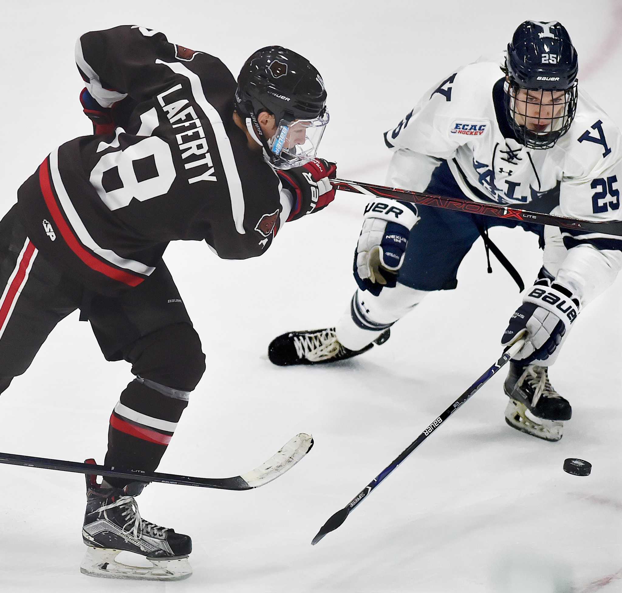 Brown's Four-Point Night Sends No. 9/11 BU Past No. 14/13 UConn, 5-2 - Boston  University Athletics