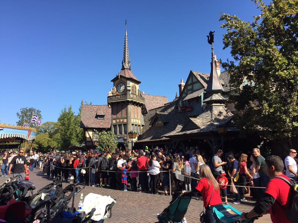 Disneyland closes 3 of Fantasyland s biggest rides at same time