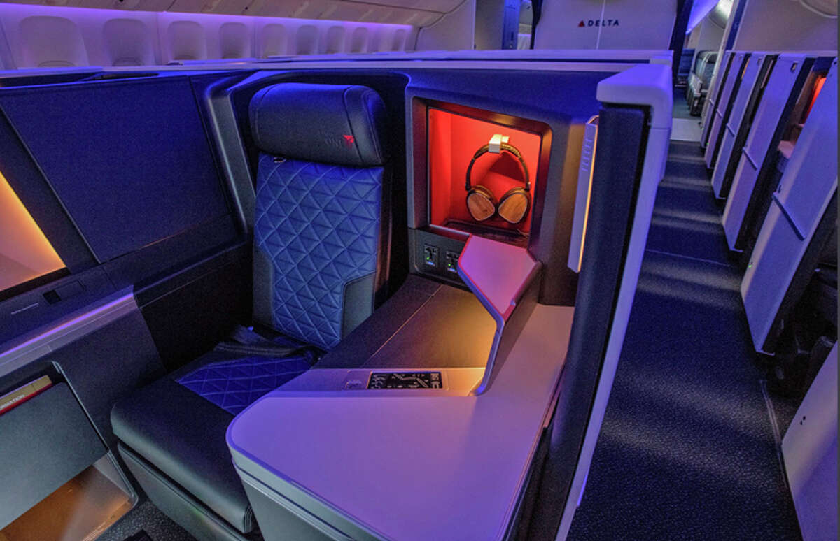 Delta Comfort International Flight