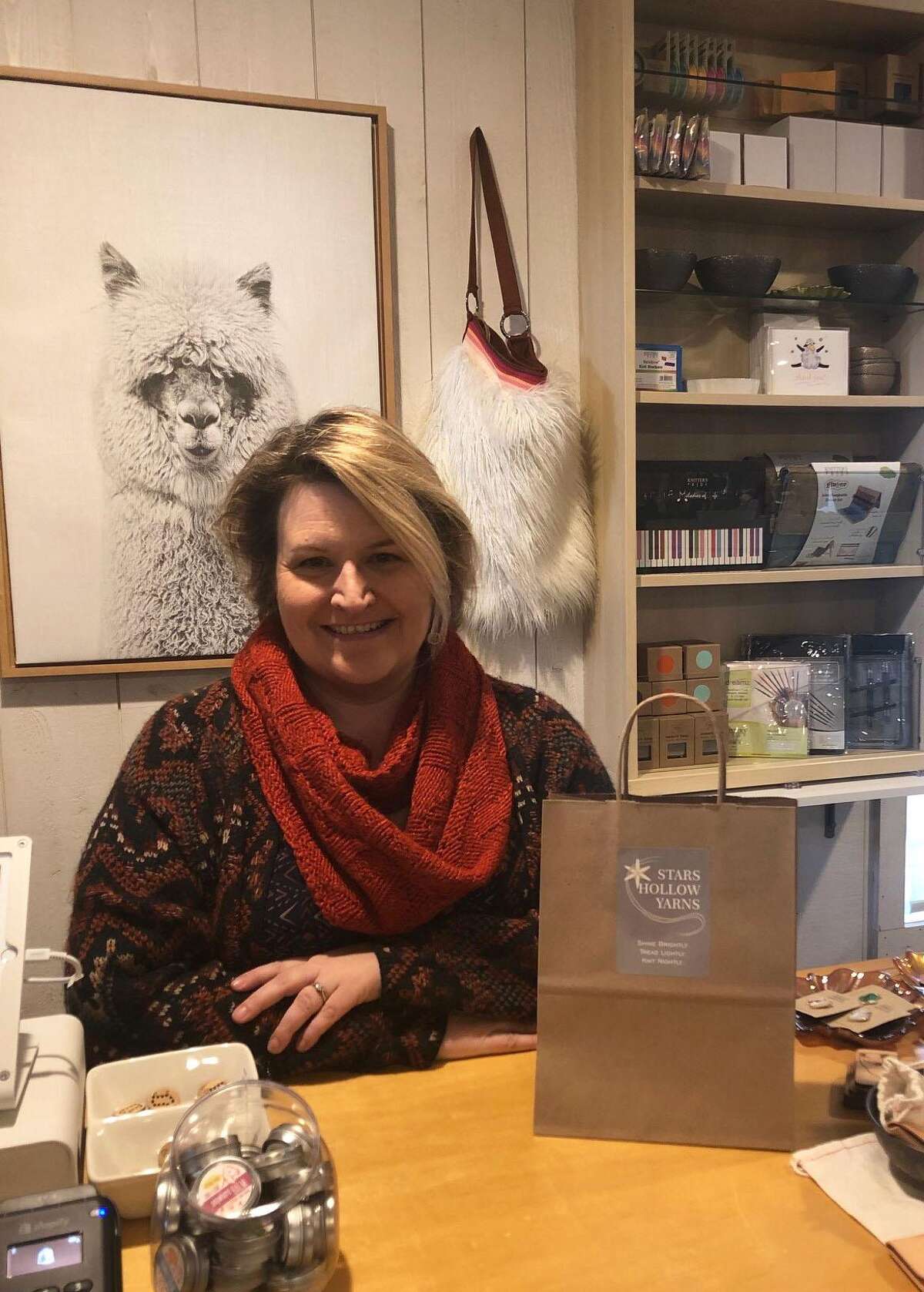 Stars Hollow Yarns opens in Washington