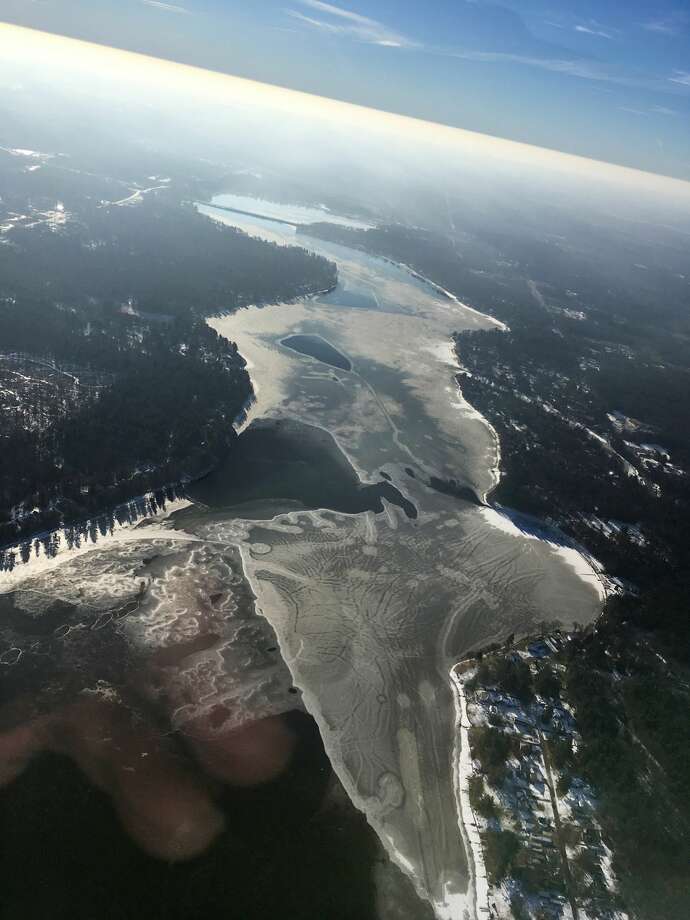 Aerial photos of Sanford Lake and Wixom Lake Jan. 8, 2019 Midland
