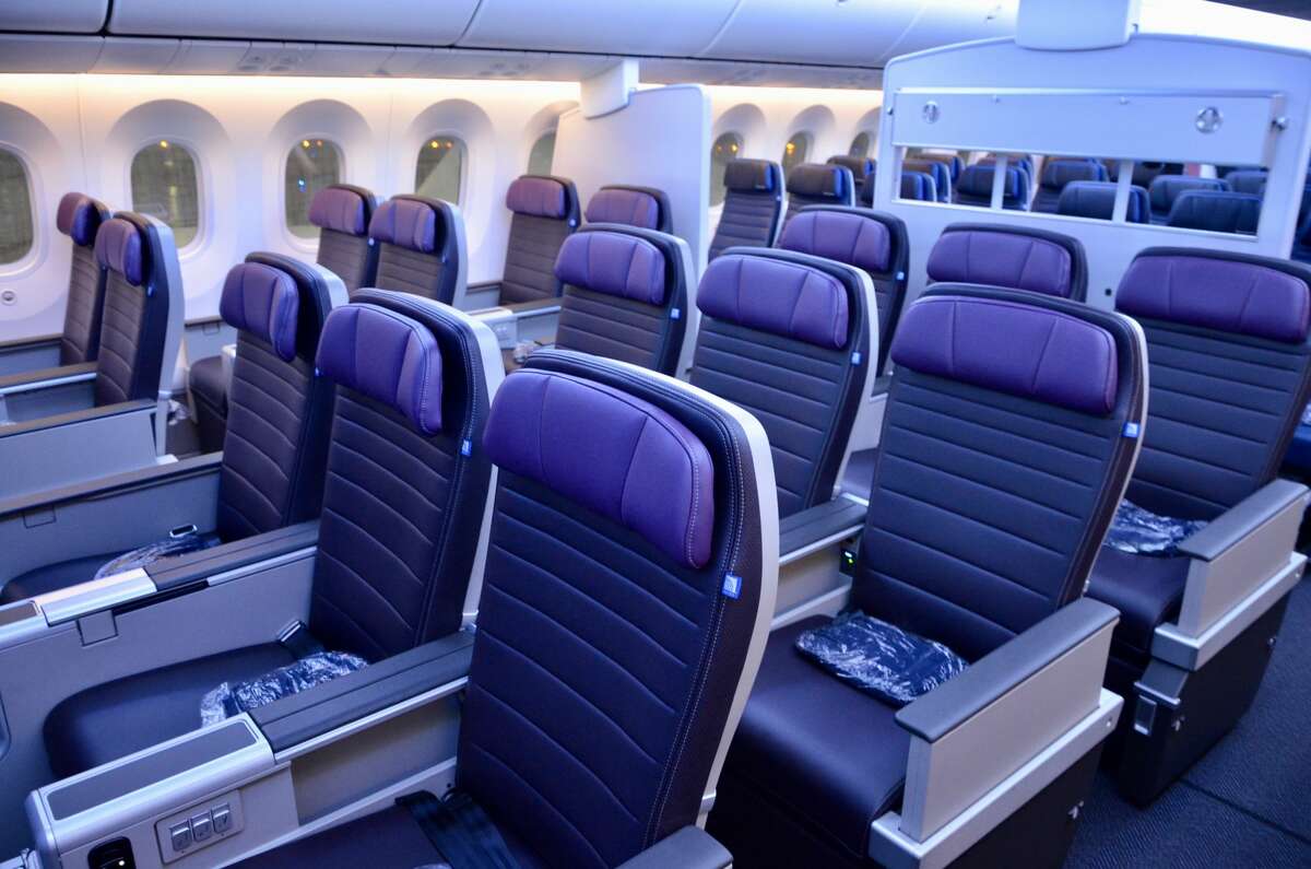 25-hours-in-united-s-new-premium-economy-seat